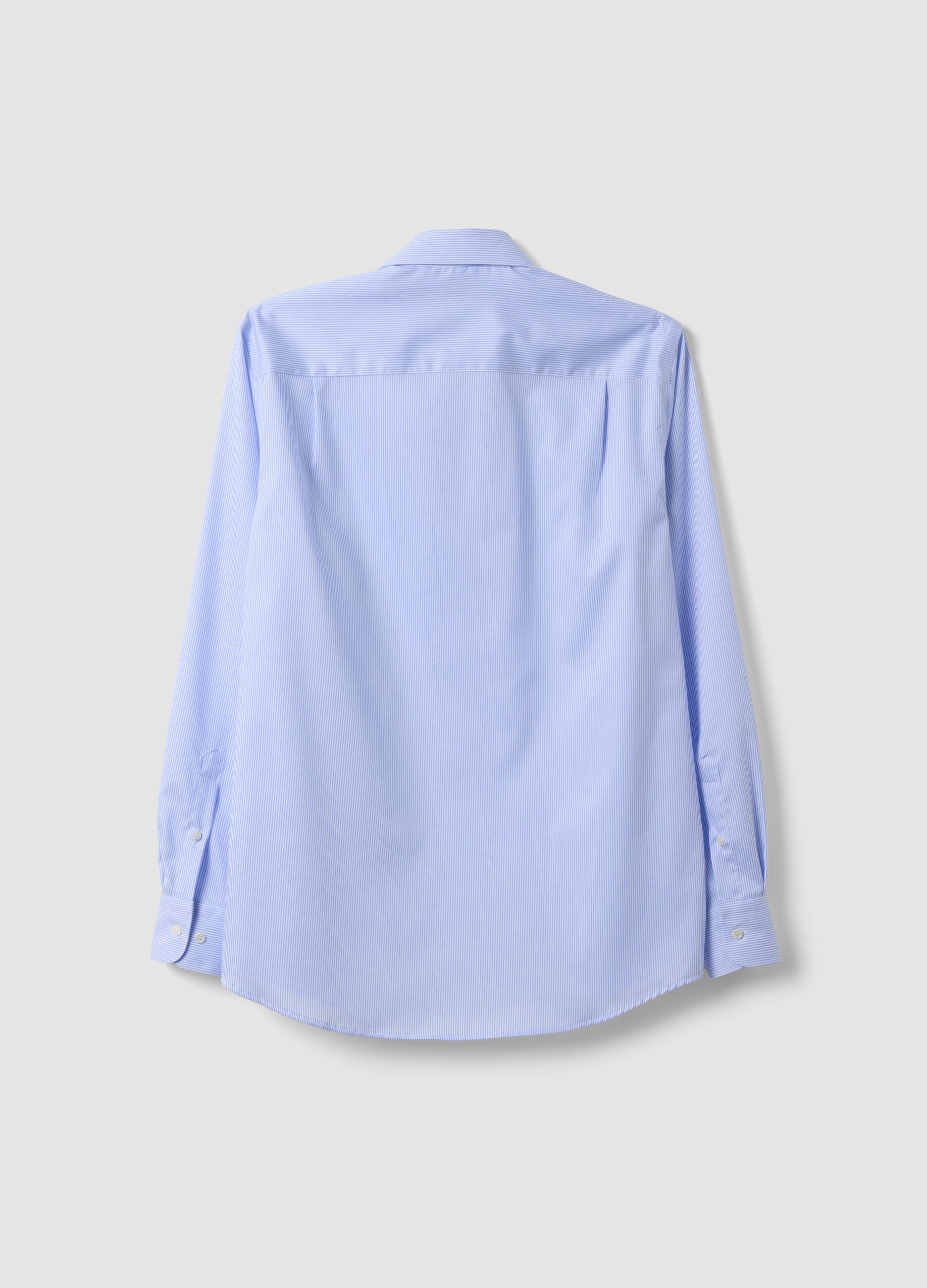 Light blue striped pure cotton shirt with classic collar, regular fit