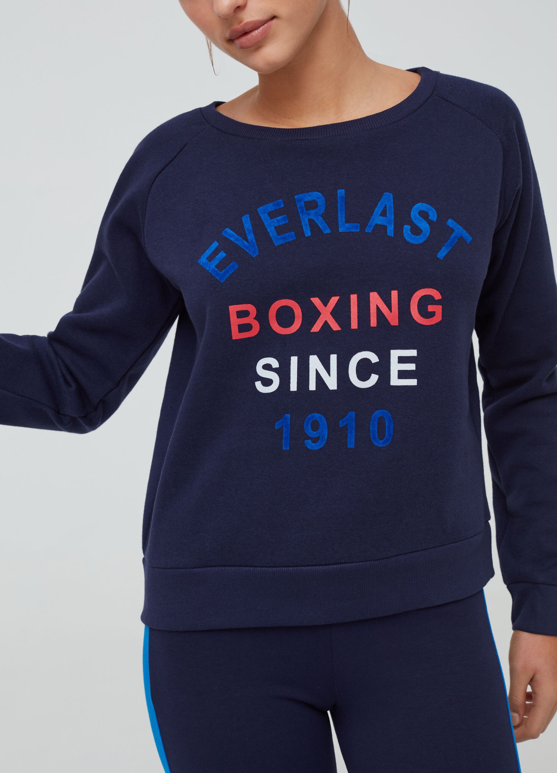 Everlast sweatshirt with raglan sleeves and round neck