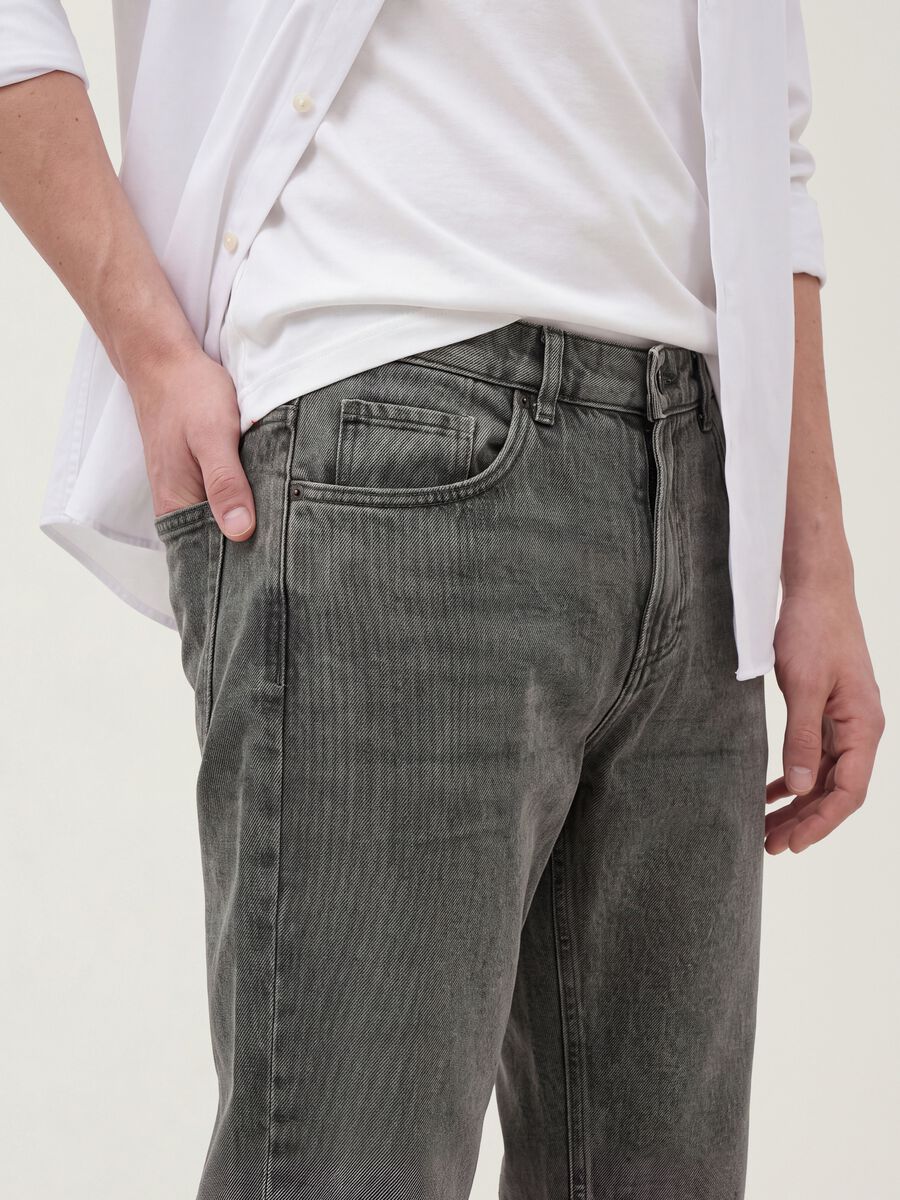 Grey regular-fit jeans in a cotton, lyocell and viscose blend_2