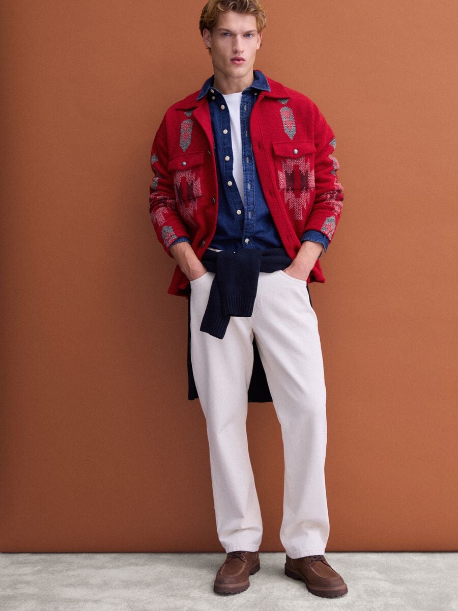 Shacket rossa regular fit con fantasia jacquard_2