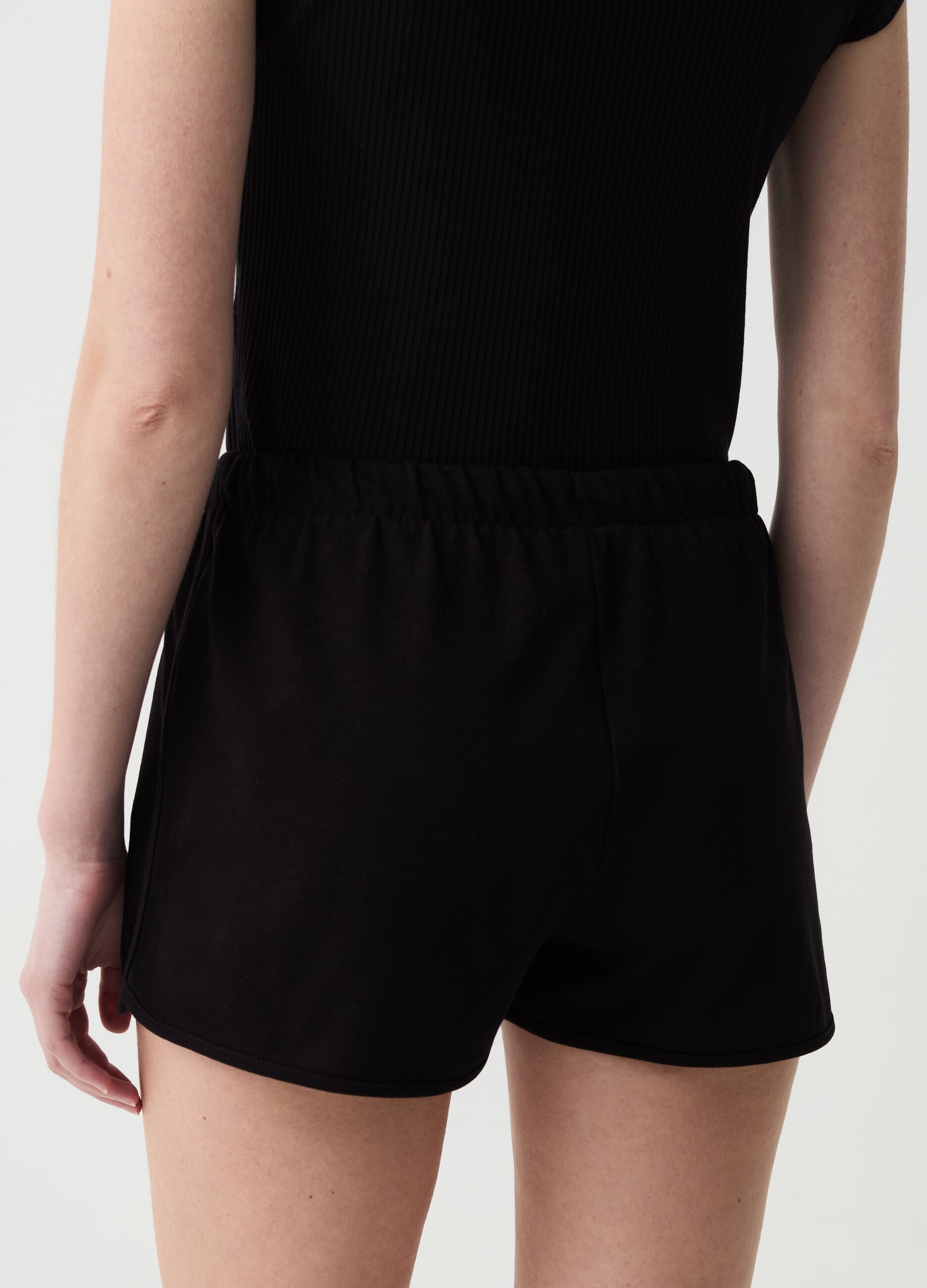 Essential shorts in cotton with drawstring