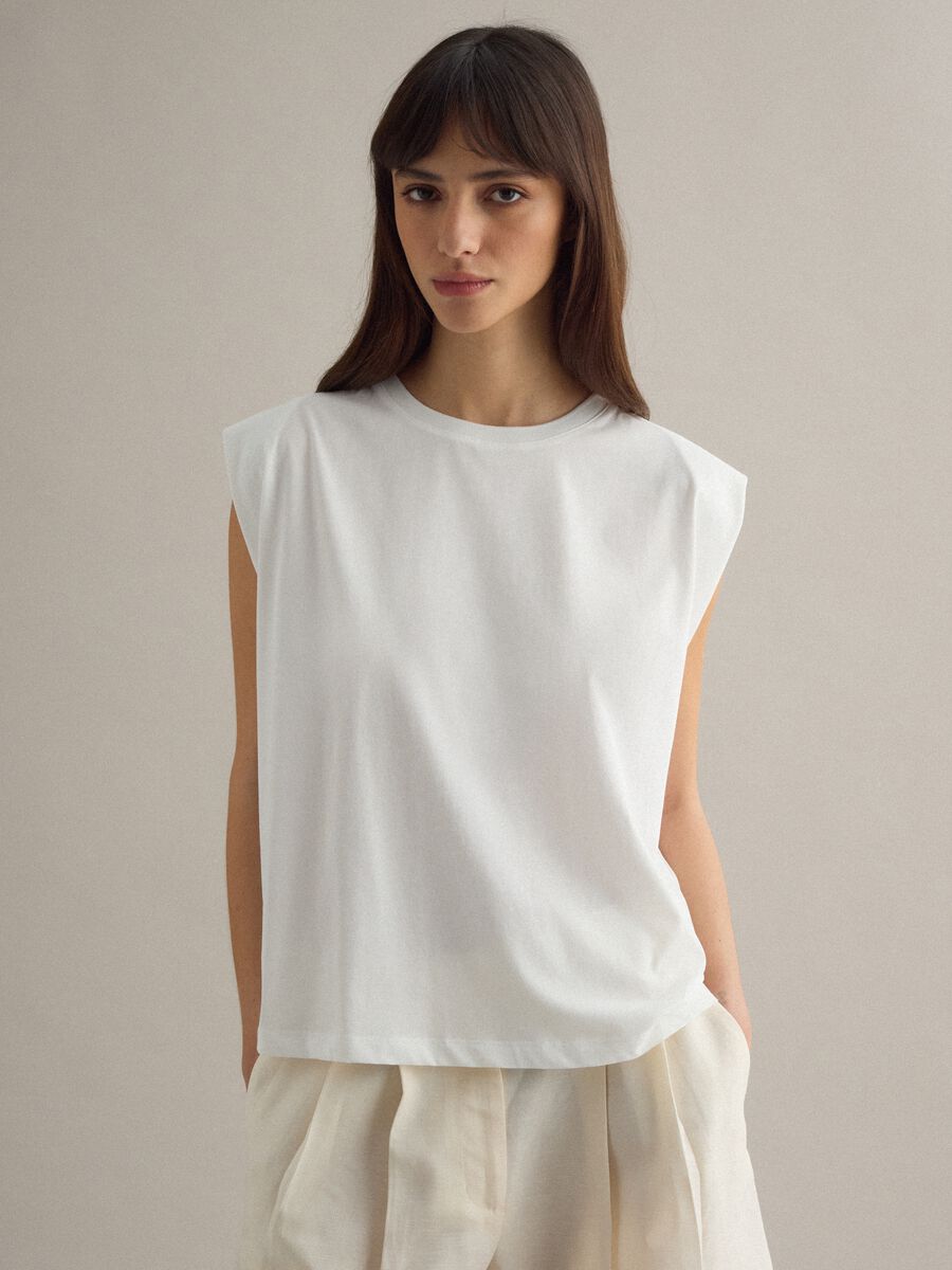 White Sleeveless Cotton-Blend Regular Fit T-shirt_1