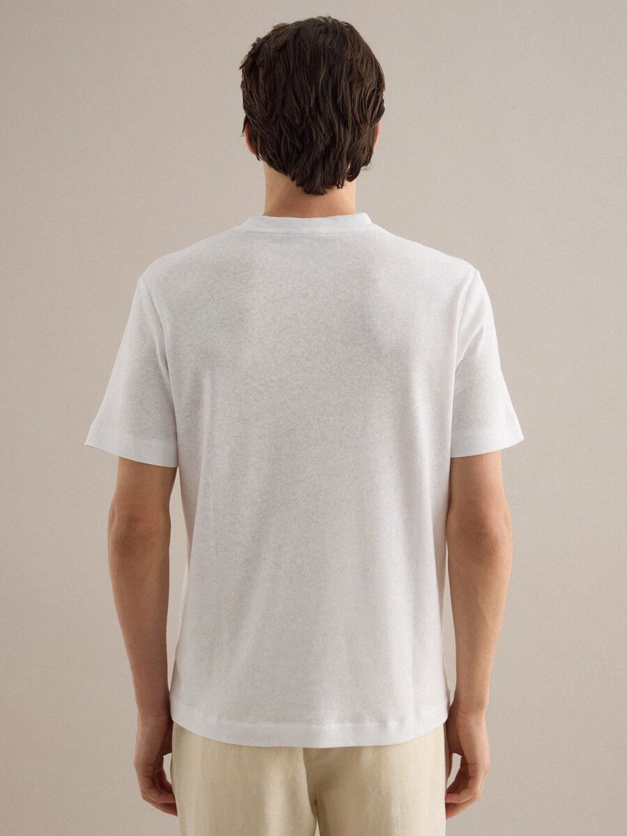 &Lambda;&epsilon;&upsilon;&kappa;ό t-shirt &kappa;&alpha;&nu;&omicron;&nu;&iota;&kappa;ή&sigmaf; &epsilon;&phi;&alpha;&rho;&mu;&omicron;&gamma;ή&sigmaf; &alpha;&pi;ό &mu;&epsilon;ί&gamma;&mu;&alpha; &lambda;&iota;&nu;ό &kappa;&alpha;&iota; &beta;&alpha;&mu;&beta;ά&kappa;&iota;_3