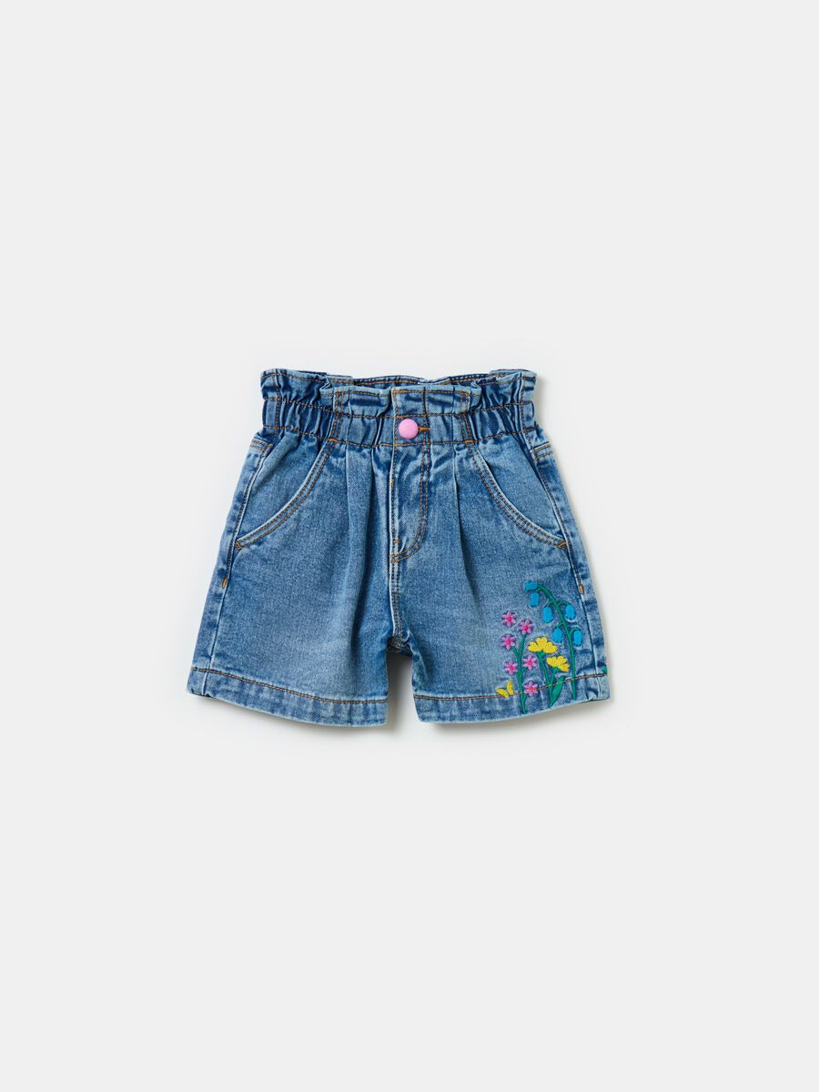 Paper bag shorts in denim with embroidery_0