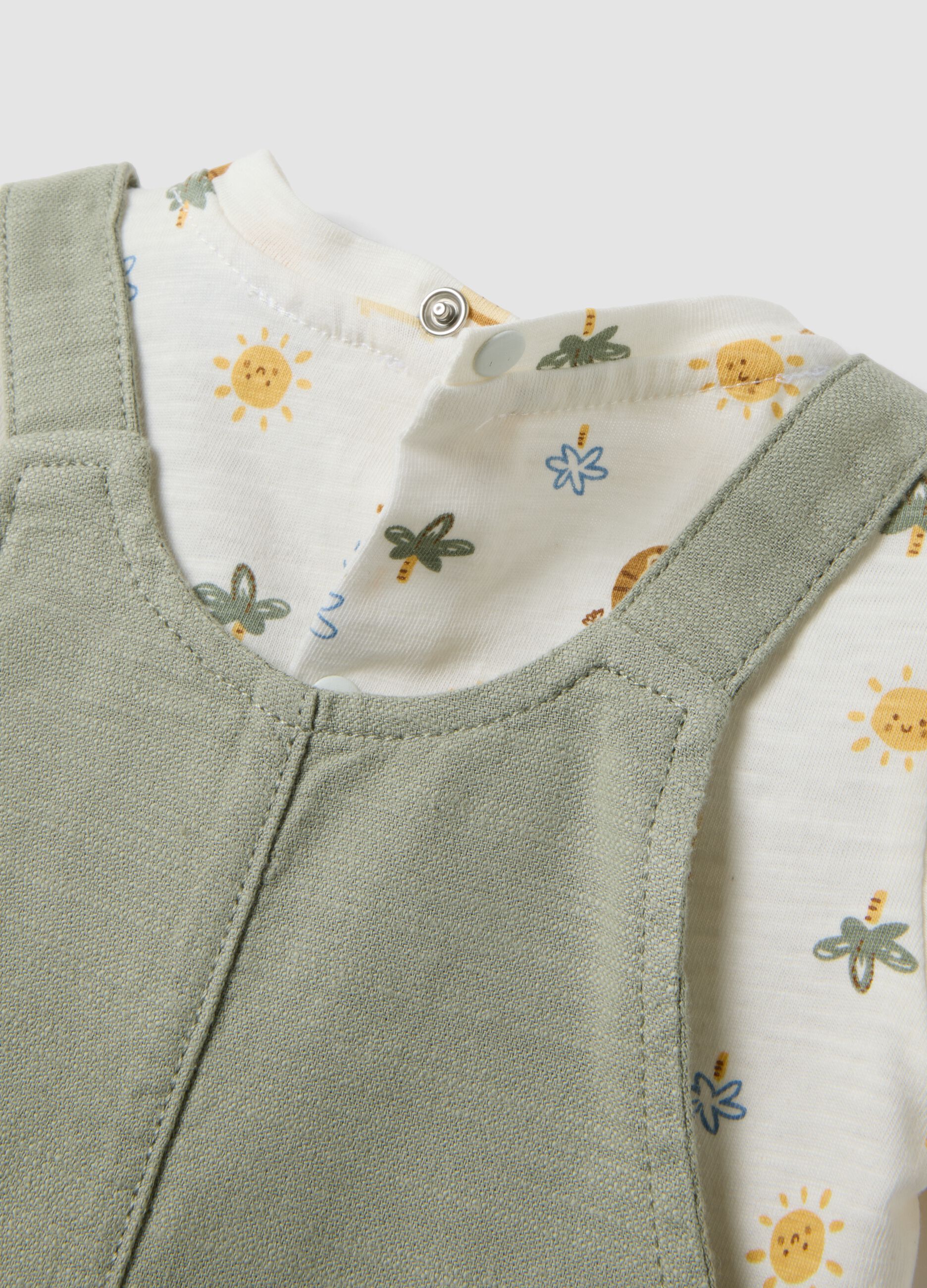 Green pure cotton set with short dungarees and printed T-shirt for babies