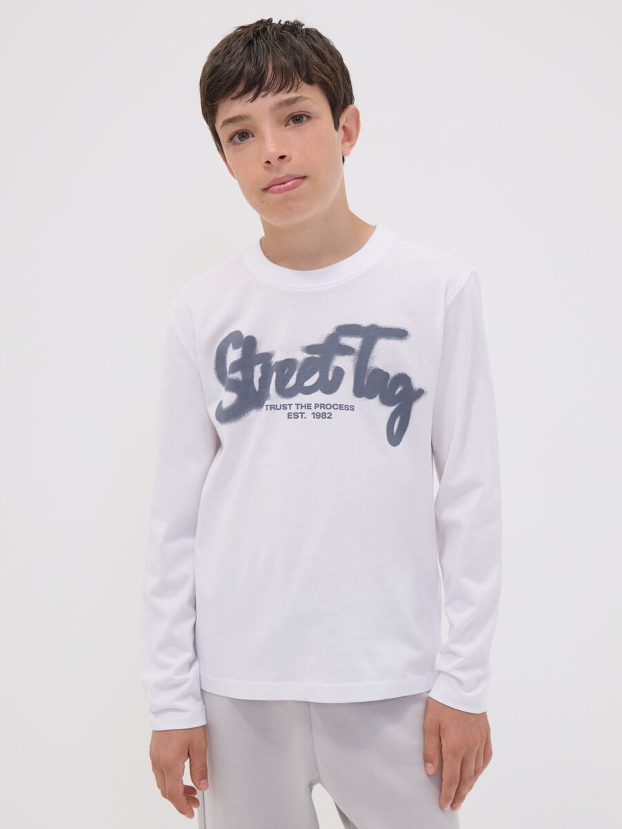 White organic cotton T-shirt with &ldquo;Street Tag&rdquo; print for boys_0