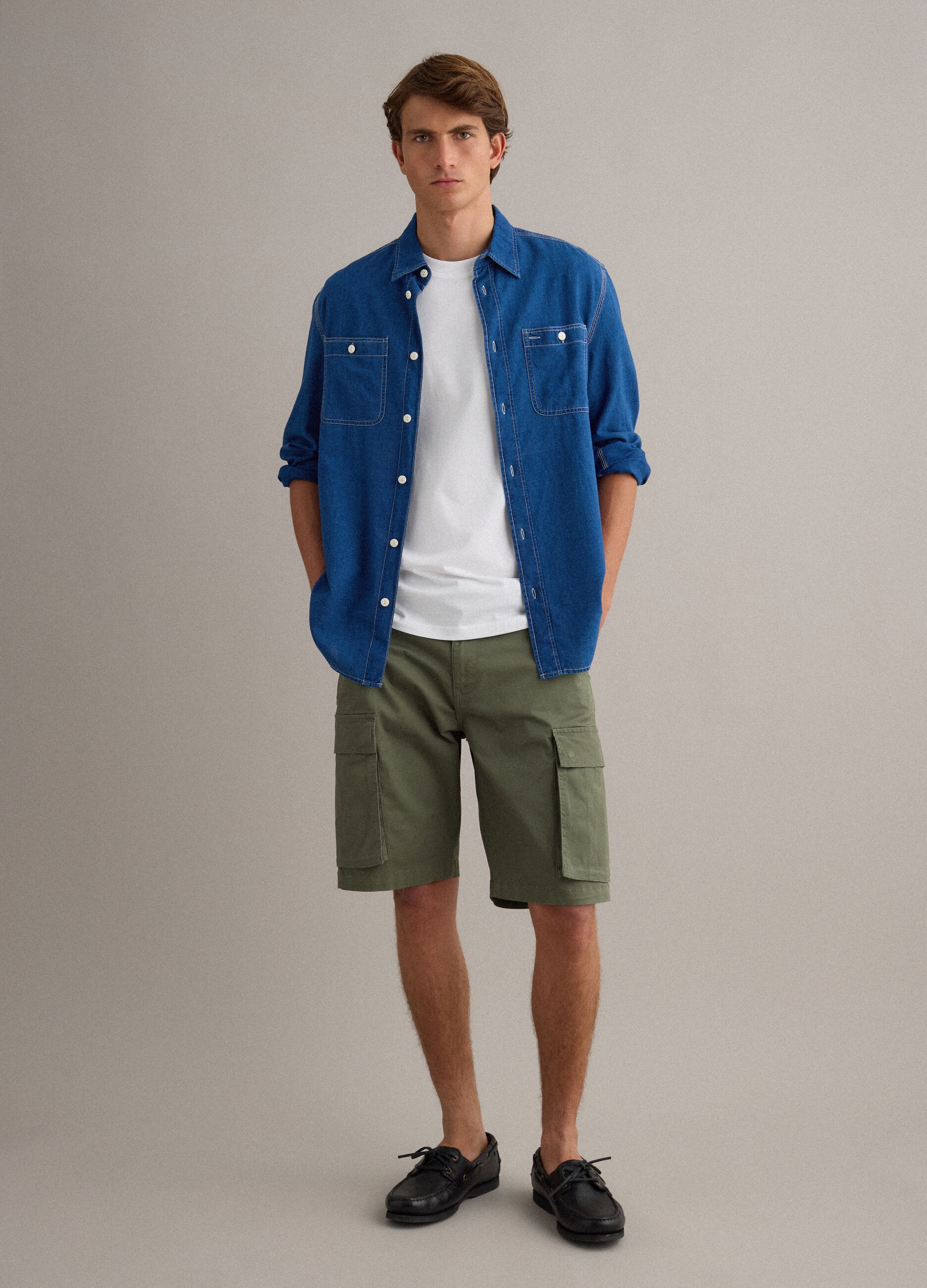 Gr&uuml;ne Cargo-Shorts aus Stretch-Baumwolle, Regular Fit