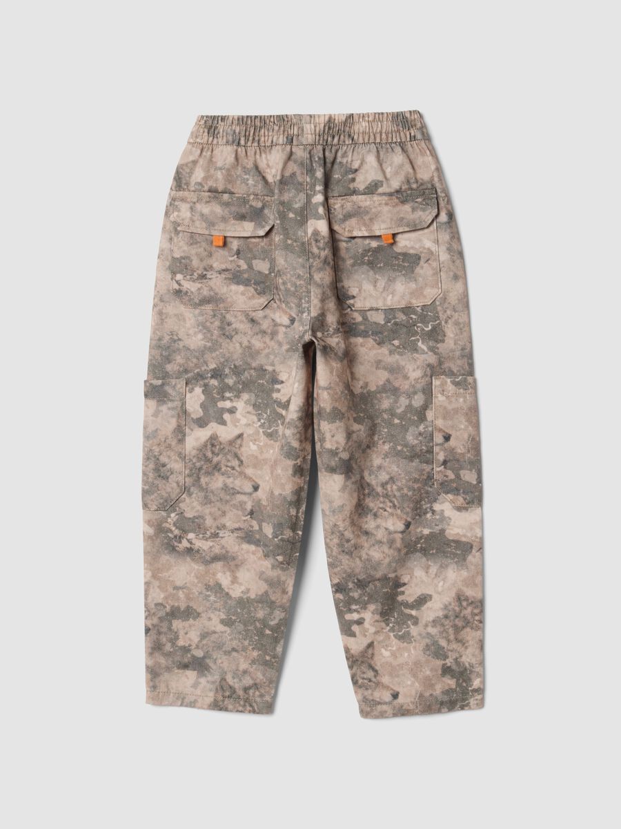 Beige and taupe camo baggy cargo trousers in pure cotton_1