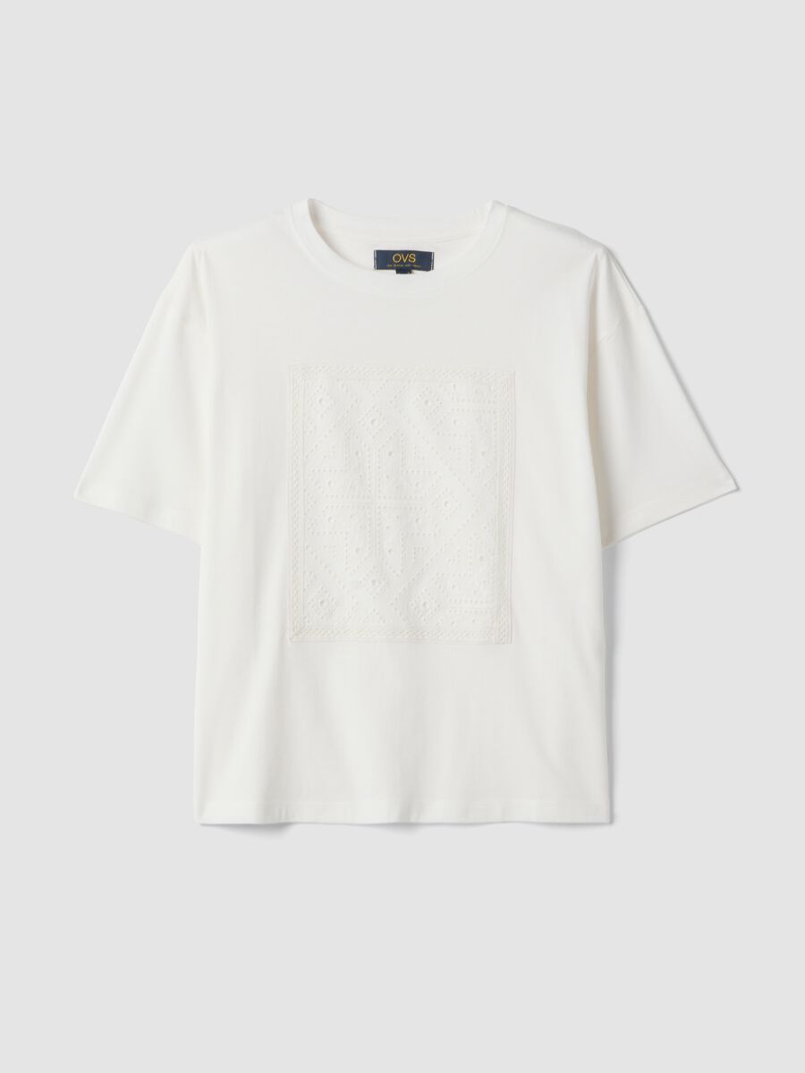 &Lambda;&epsilon;&upsilon;&kappa;ό T-shirt regular fit &alpha;&pi;ό 100% &beta;&alpha;&mu;&beta;ά&kappa;&iota; &mu;&epsilon; &delta;&iota;ά&tau;&rho;&eta;&tau;&eta; &lambda;&epsilon;&pi;&tau;&omicron;&mu;έ&rho;&epsilon;&iota;&alpha;_4
