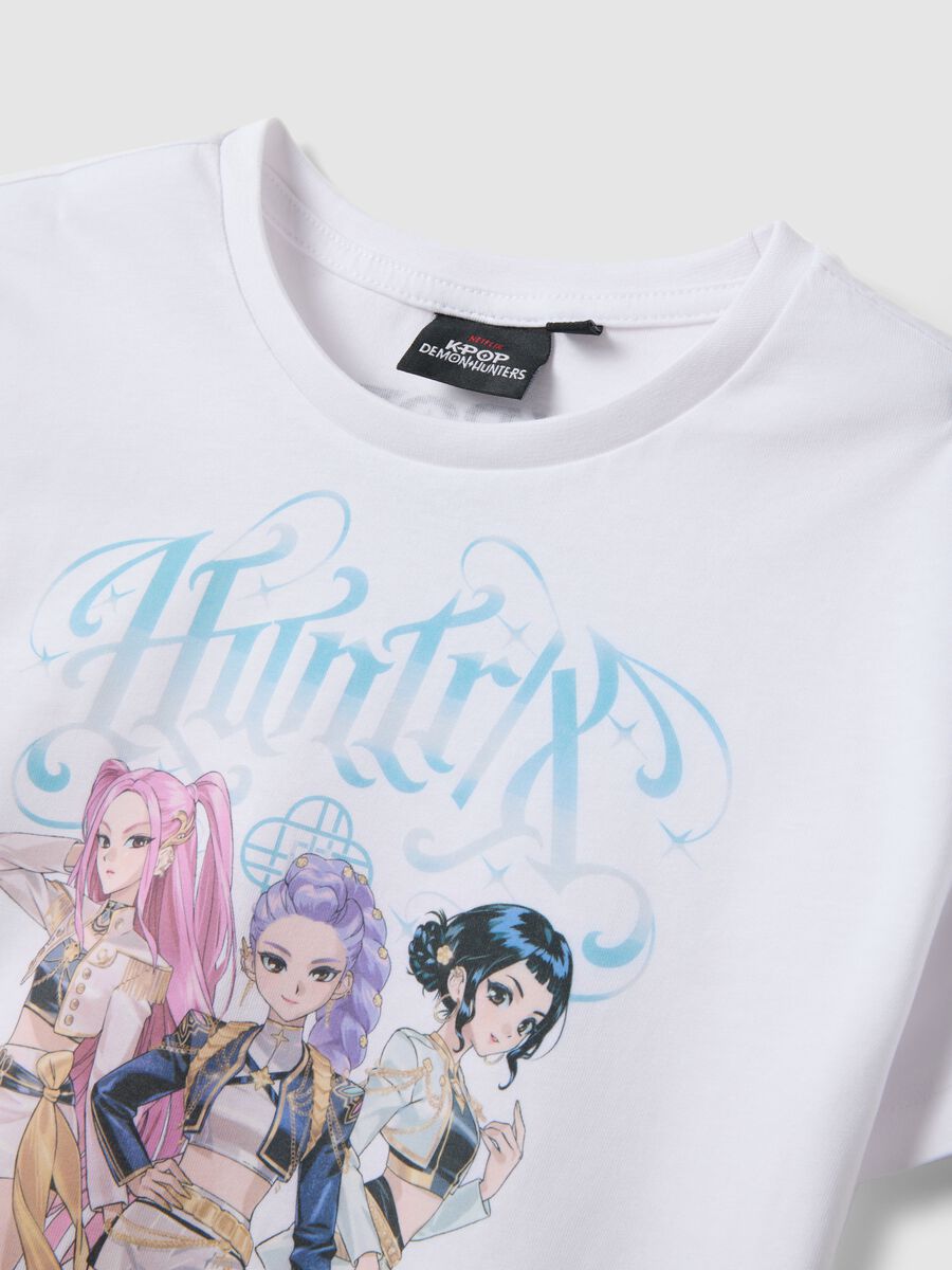 Wei&szlig;es T-Shirt aus reiner Baumwolle mit K-Pop Demon Hunters Print, Regular Fit_2