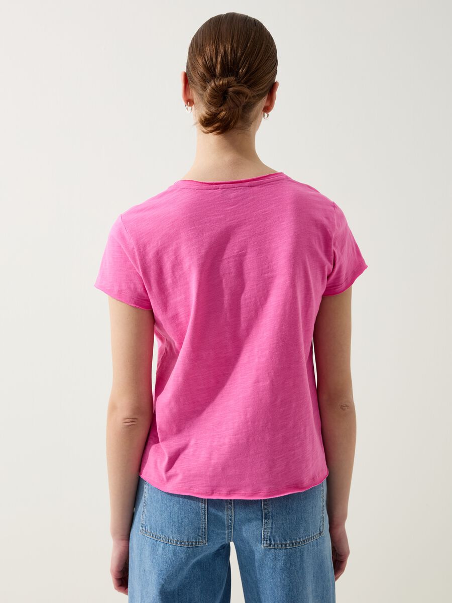 Camiseta de punto flameado con cuello redondo_2