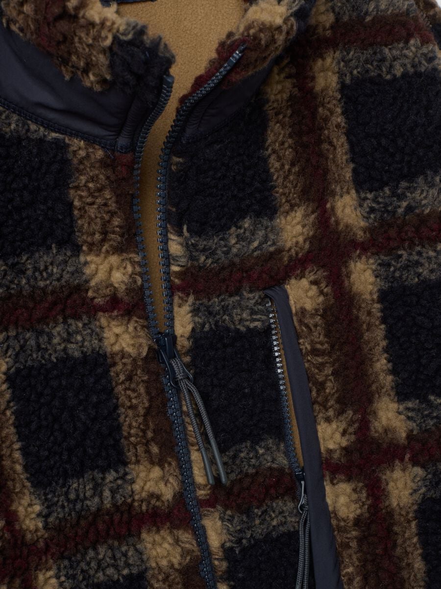 Blue and red checked sherpa-collar sweatshirt, regular fit_1