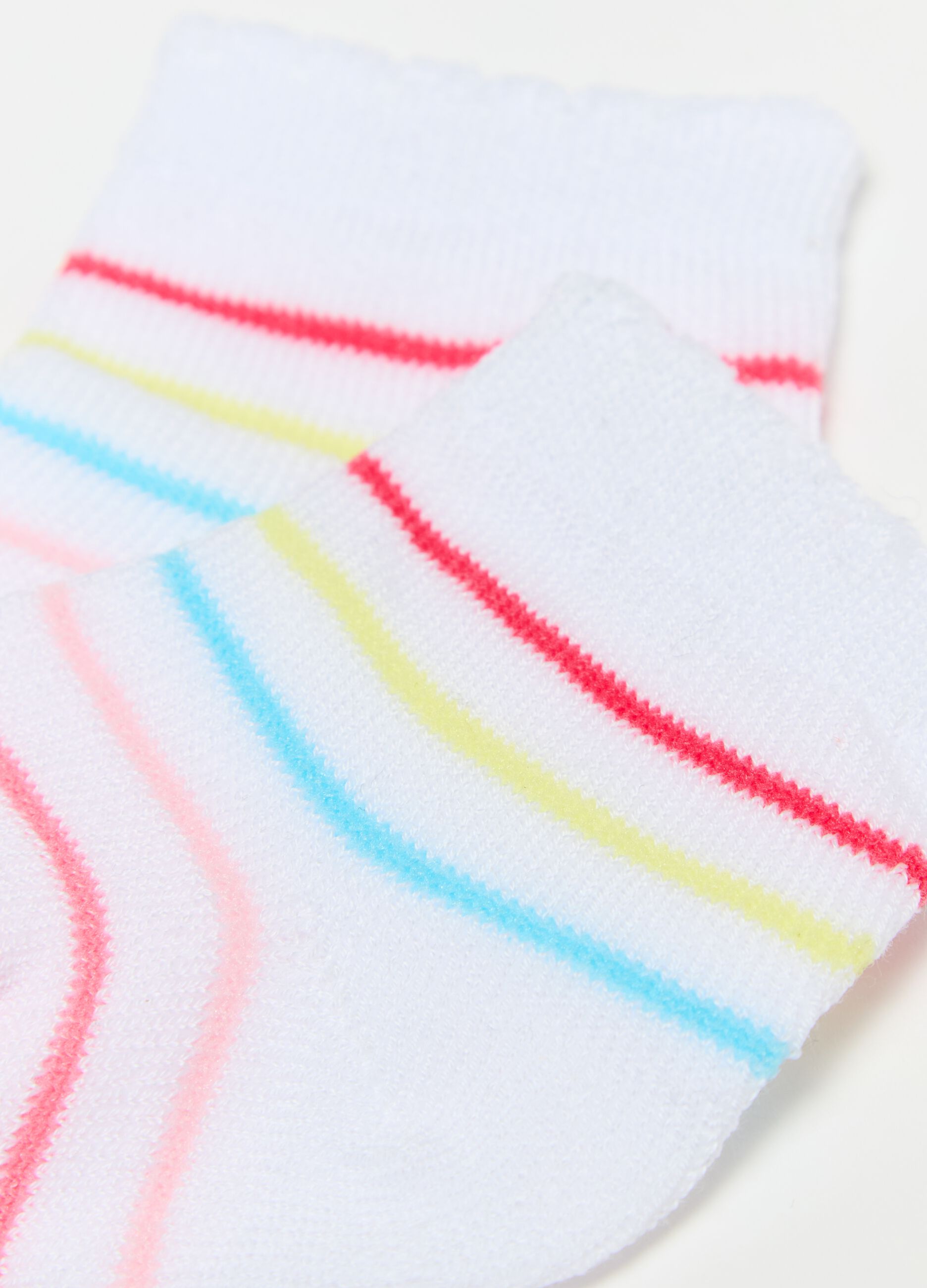 Two-pair pack short stretch socks with design