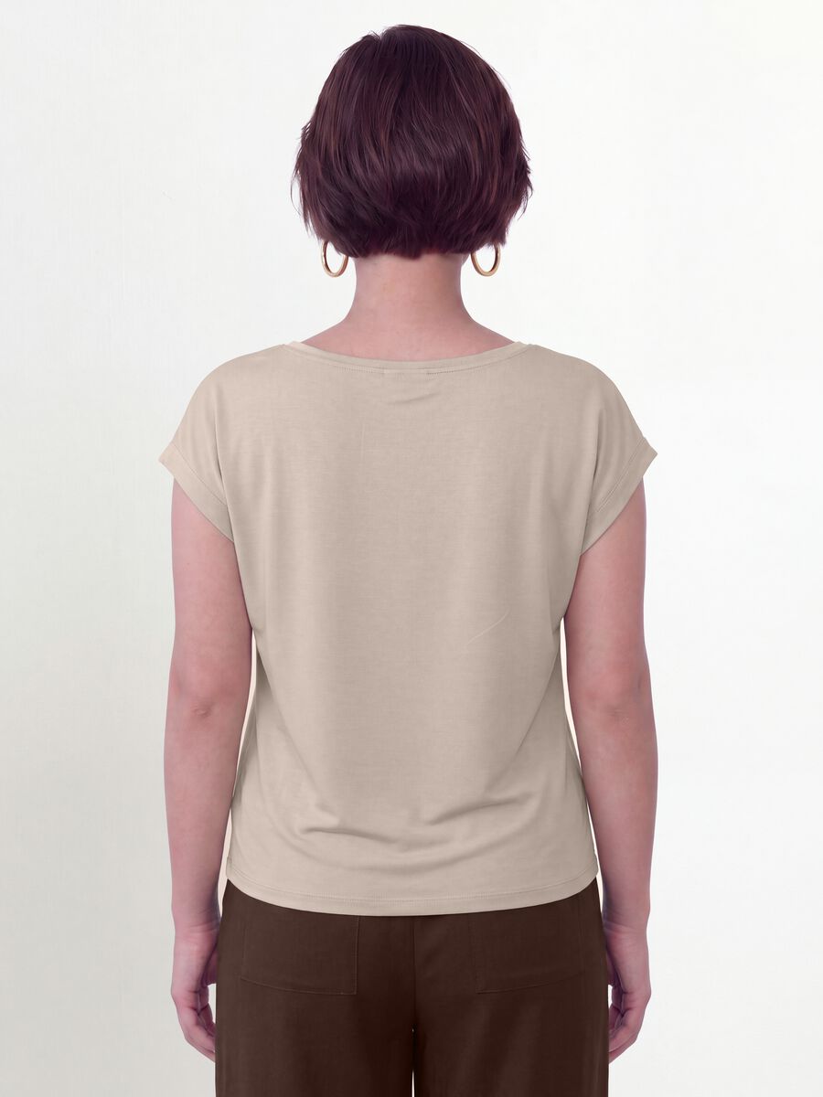 Beige pure viscose V-neck T-shirt, regular fit_2
