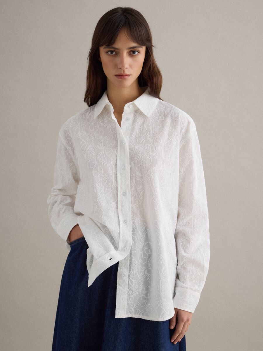 Oversized fit white pure cotton sangallo shirt_1