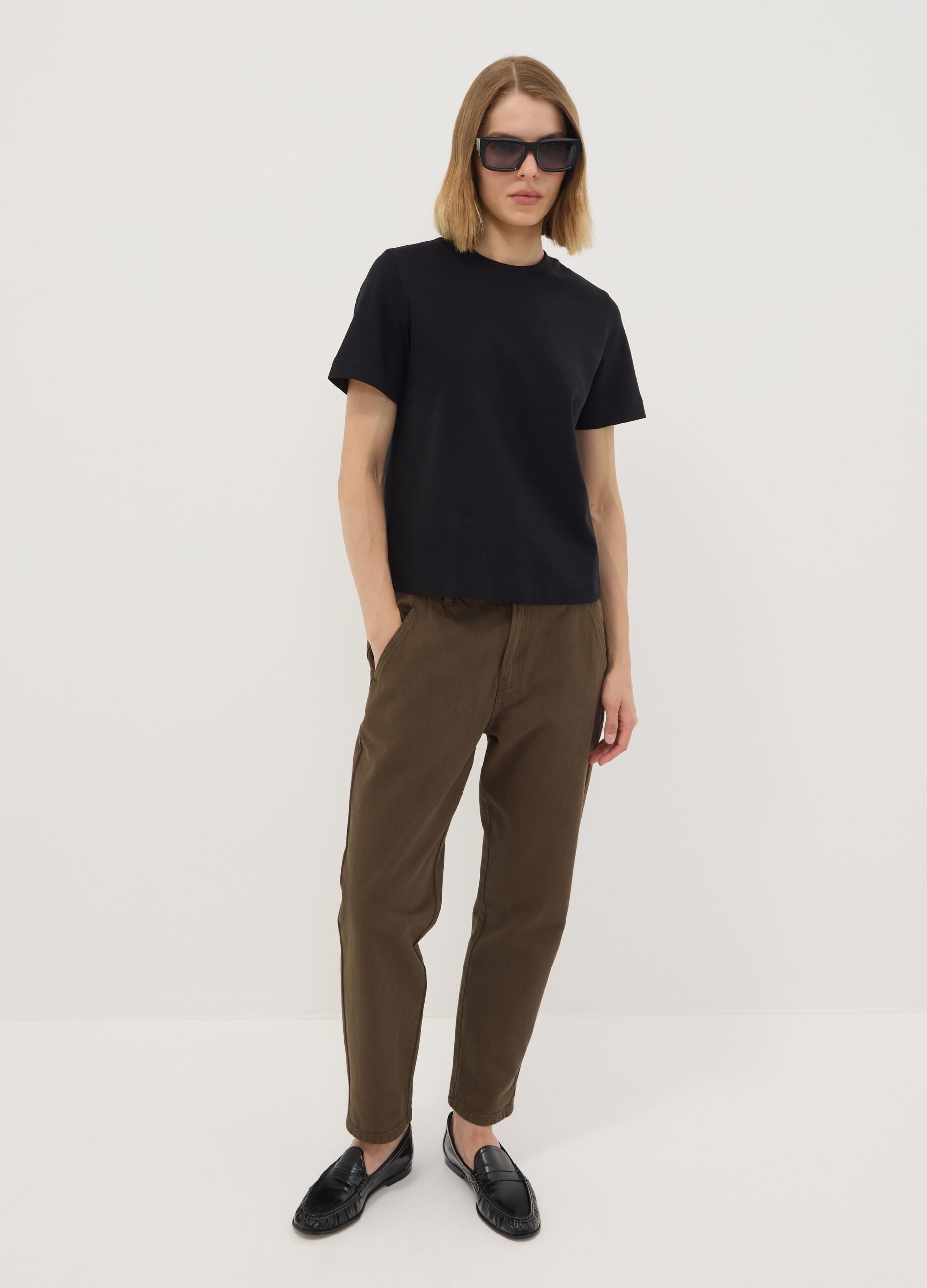 Baggy-Fit-Jeans aus braunem Denim aus reiner Baumwolle mit Paperbag-Bund