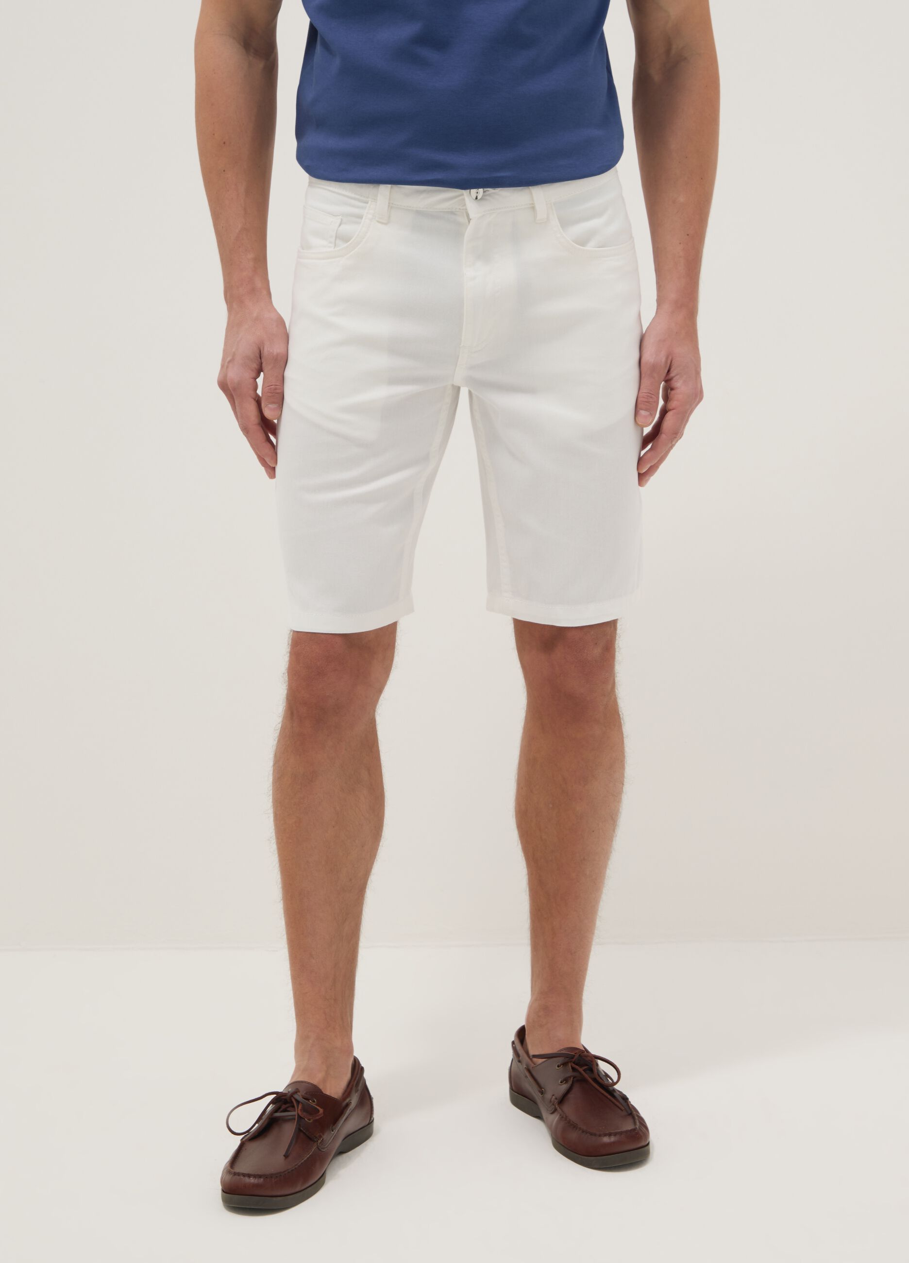 White pure cotton regular-fit shorts