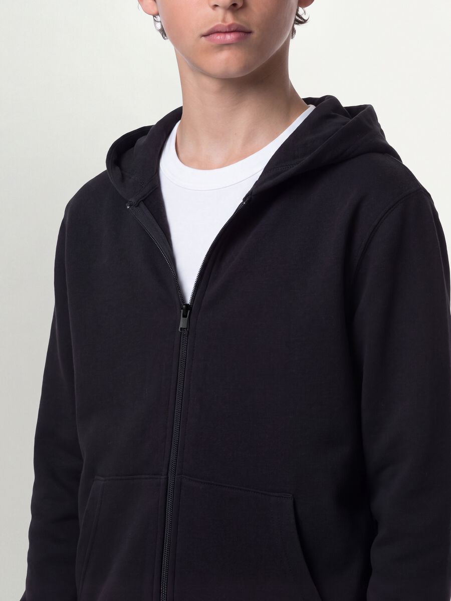 Black organic cotton hooded sweatshirt, regular fit, for boys_3