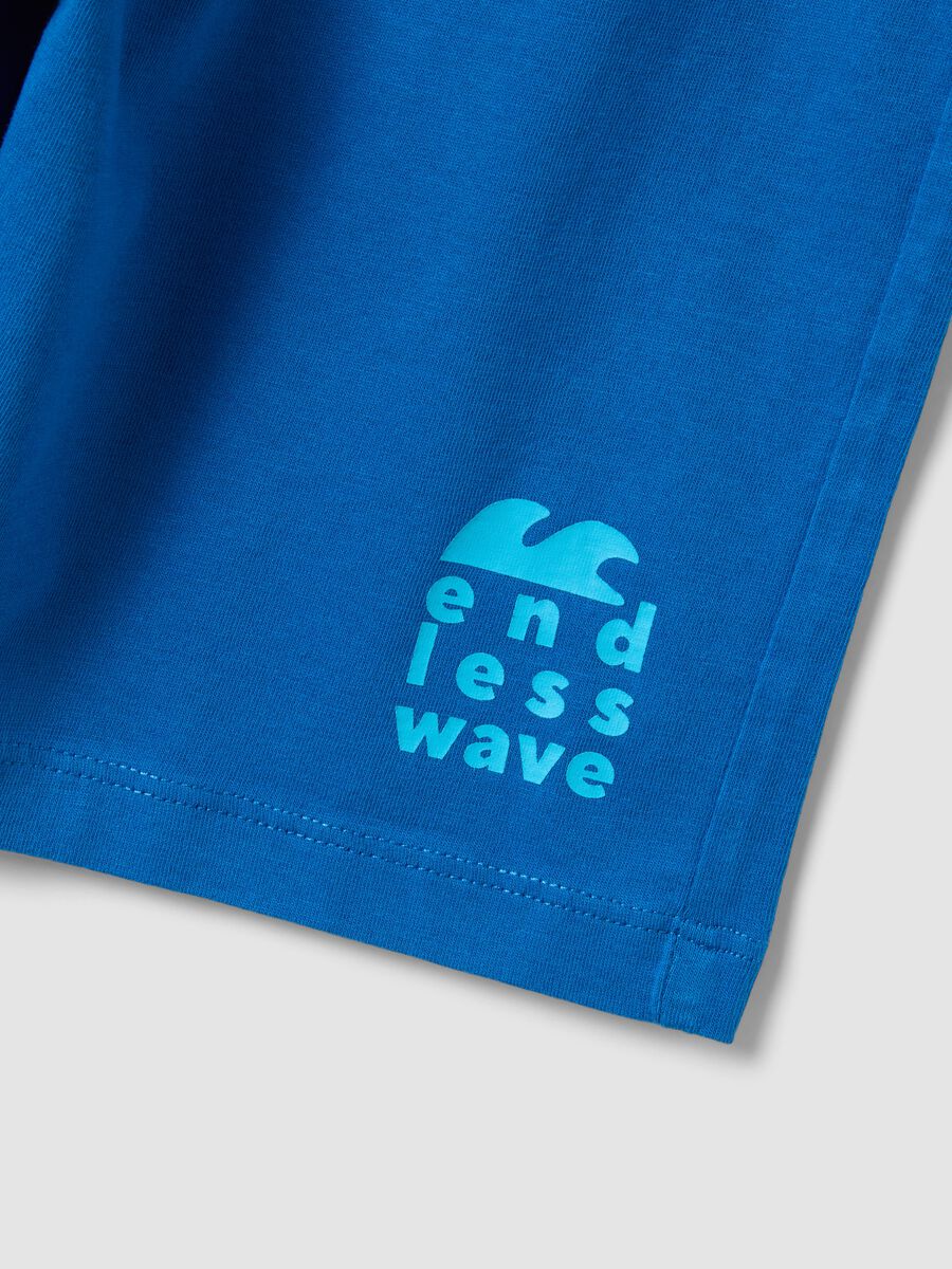 Pantal&oacute;n corto azul de algod&oacute;n org&aacute;nico con cintura el&aacute;stica_3