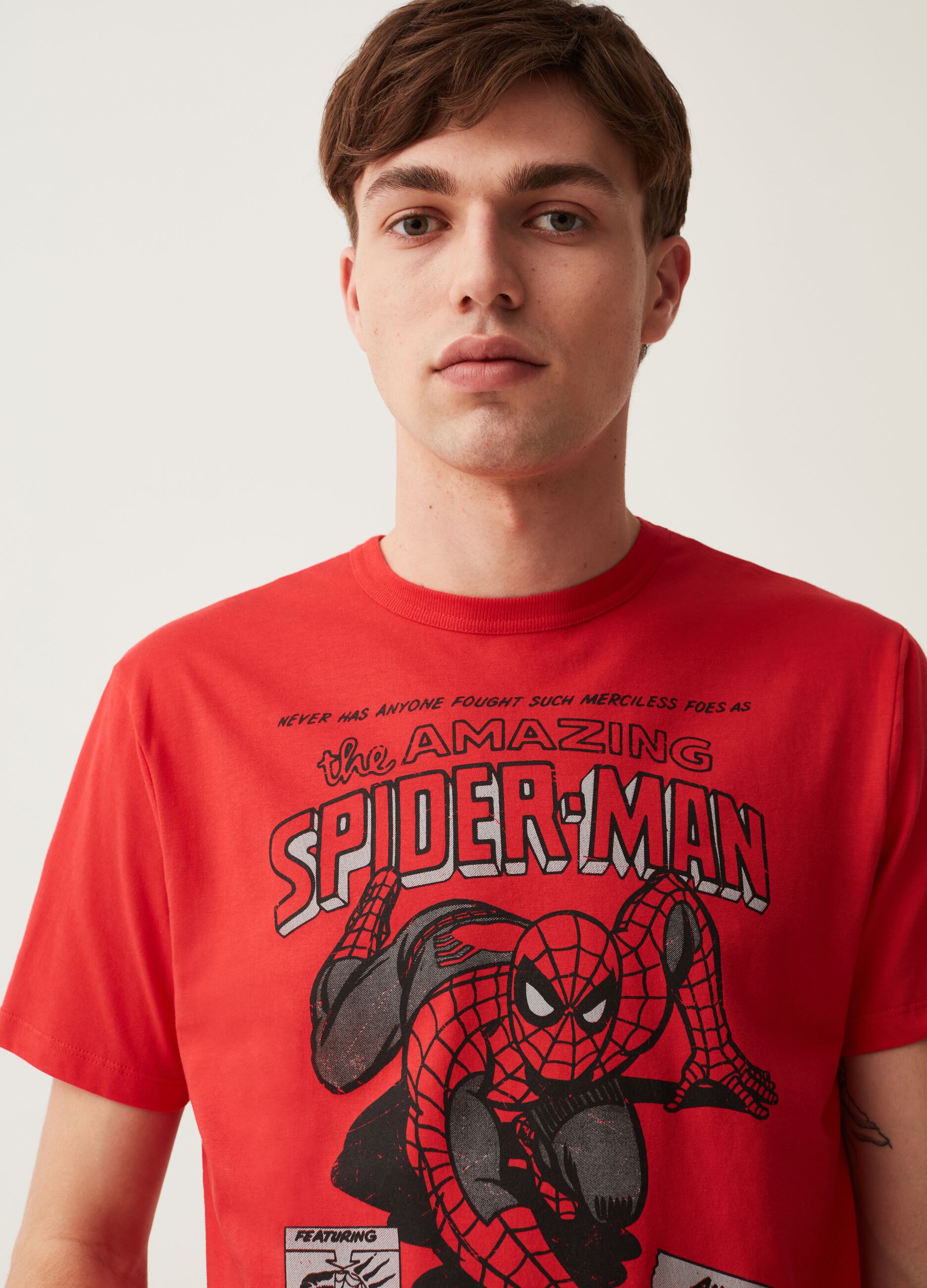 Camiseta con estampado Spider-Man