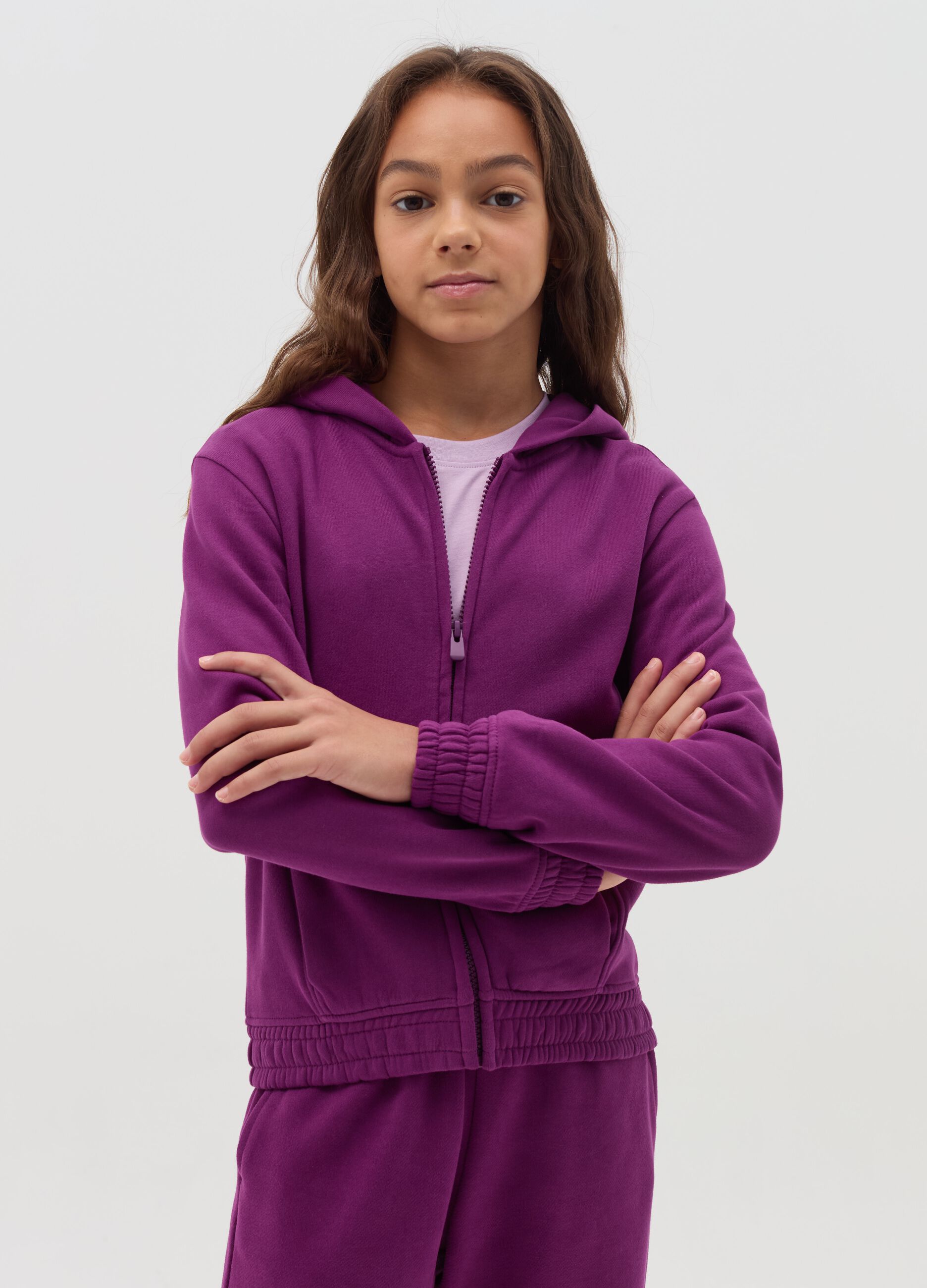 Essential organic cotton full-zip sweatshirt with hood