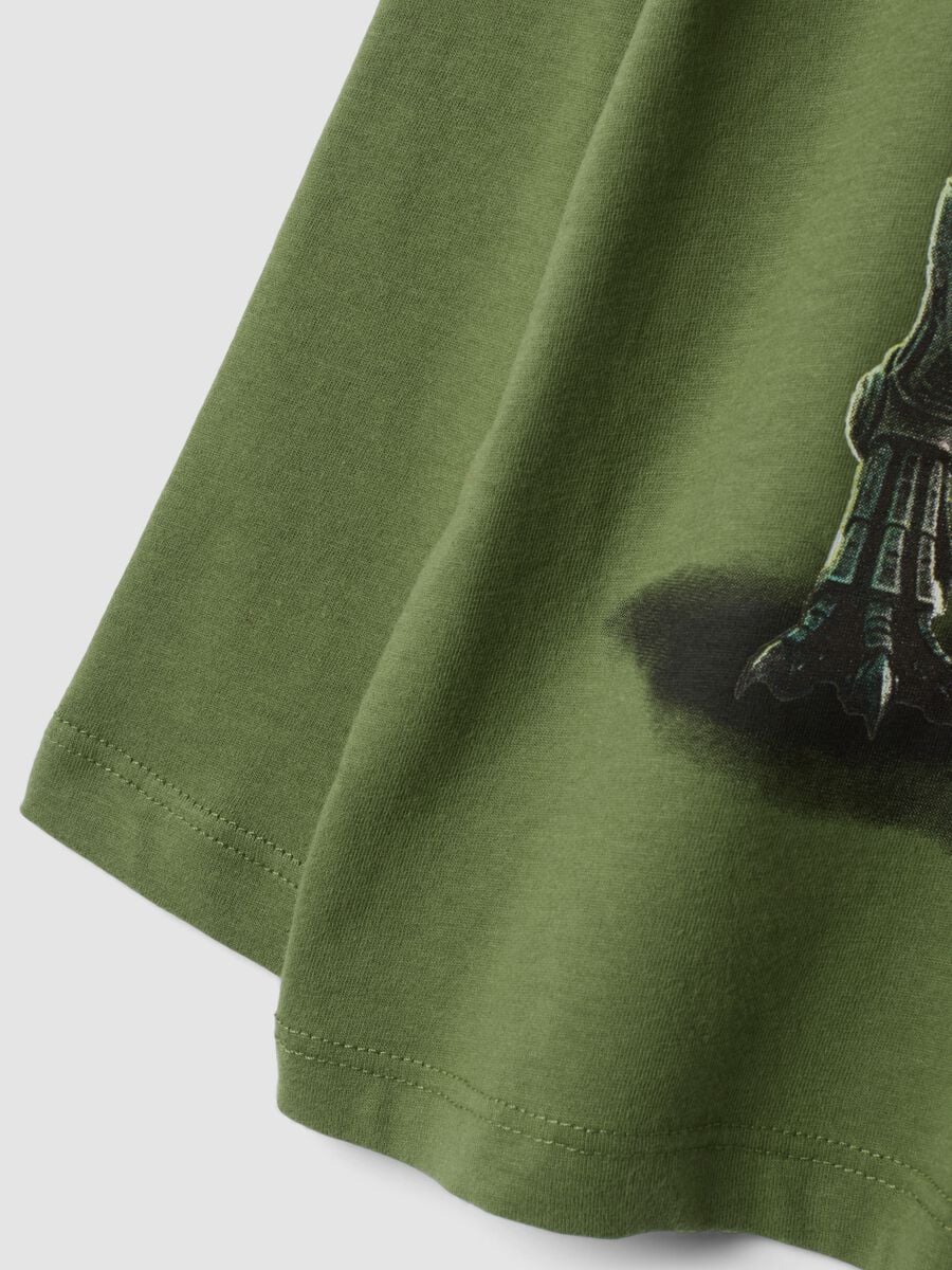 T-shirt over verde in puro cotone organico con stampa dinosauro_3