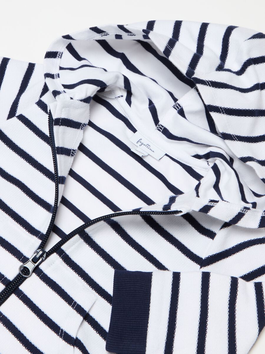 Full-zip sweatshirt in striped organic cotton with hood_2