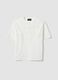 T-shirt branca regular fit em algod&atilde;o puro com bordado vazado_5