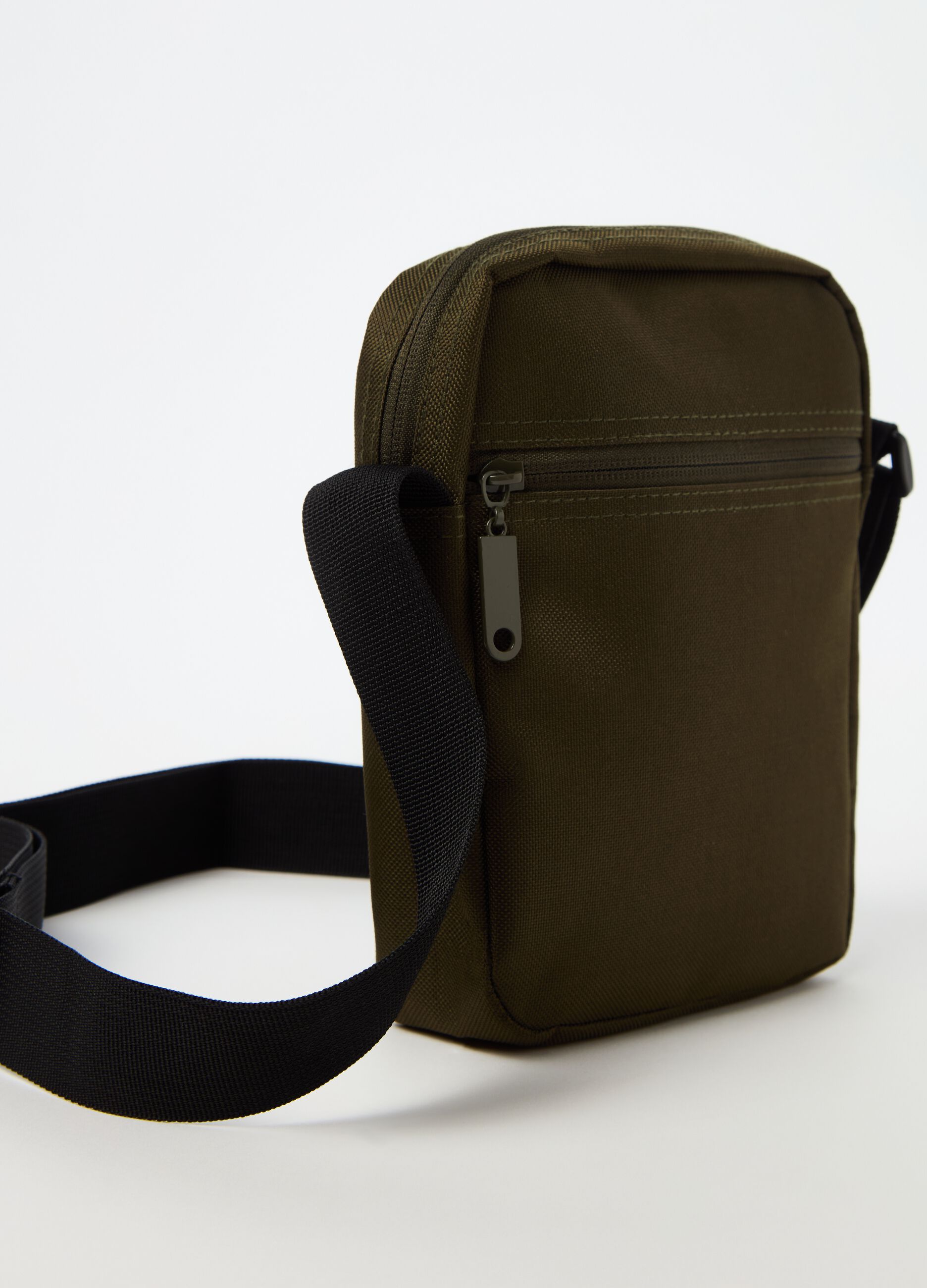 Bag with shoulder strap