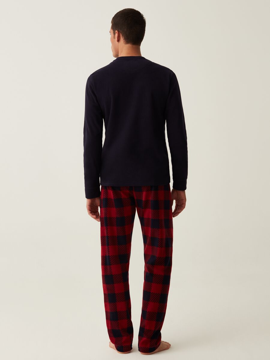 Fleece pyjamas with check pattern_2