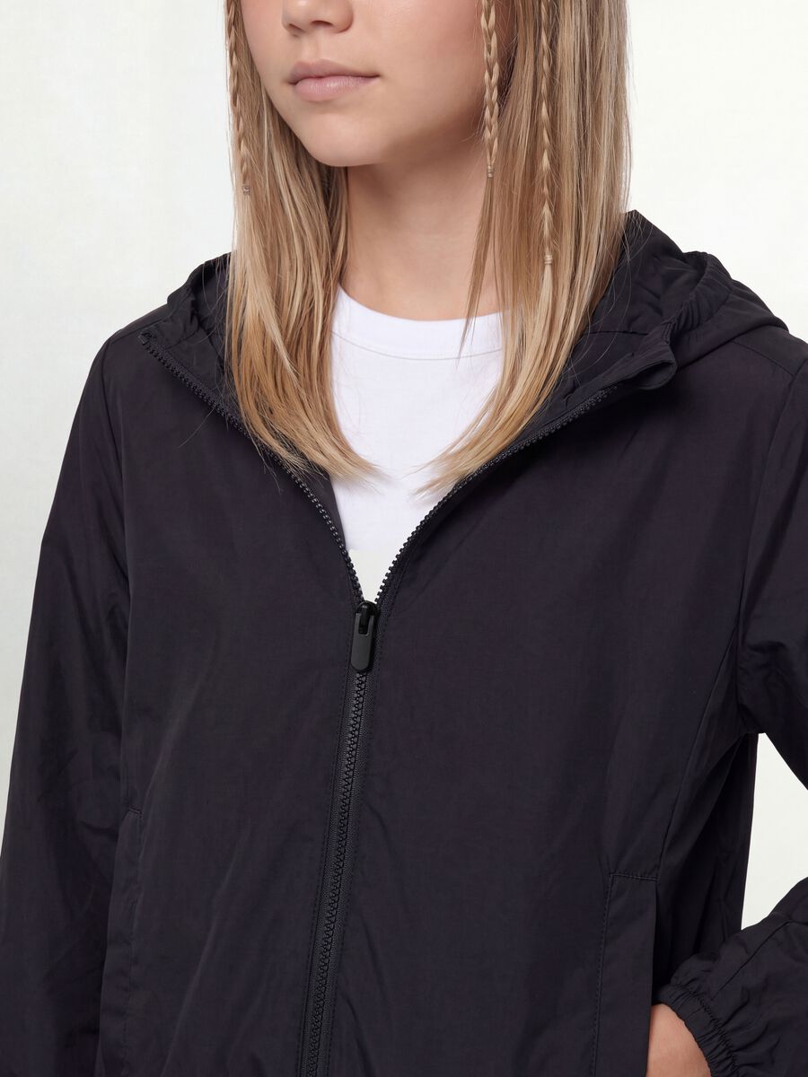 Black hooded rain jacket with zip for girls_3