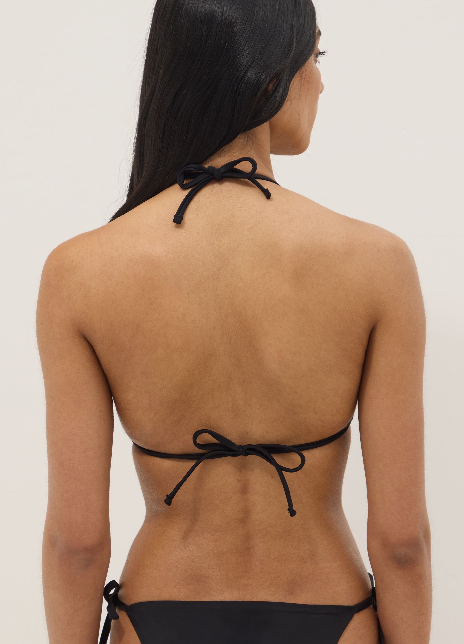 Schwarzes Triangel-Bikinioberteil aus Stretchmaterial