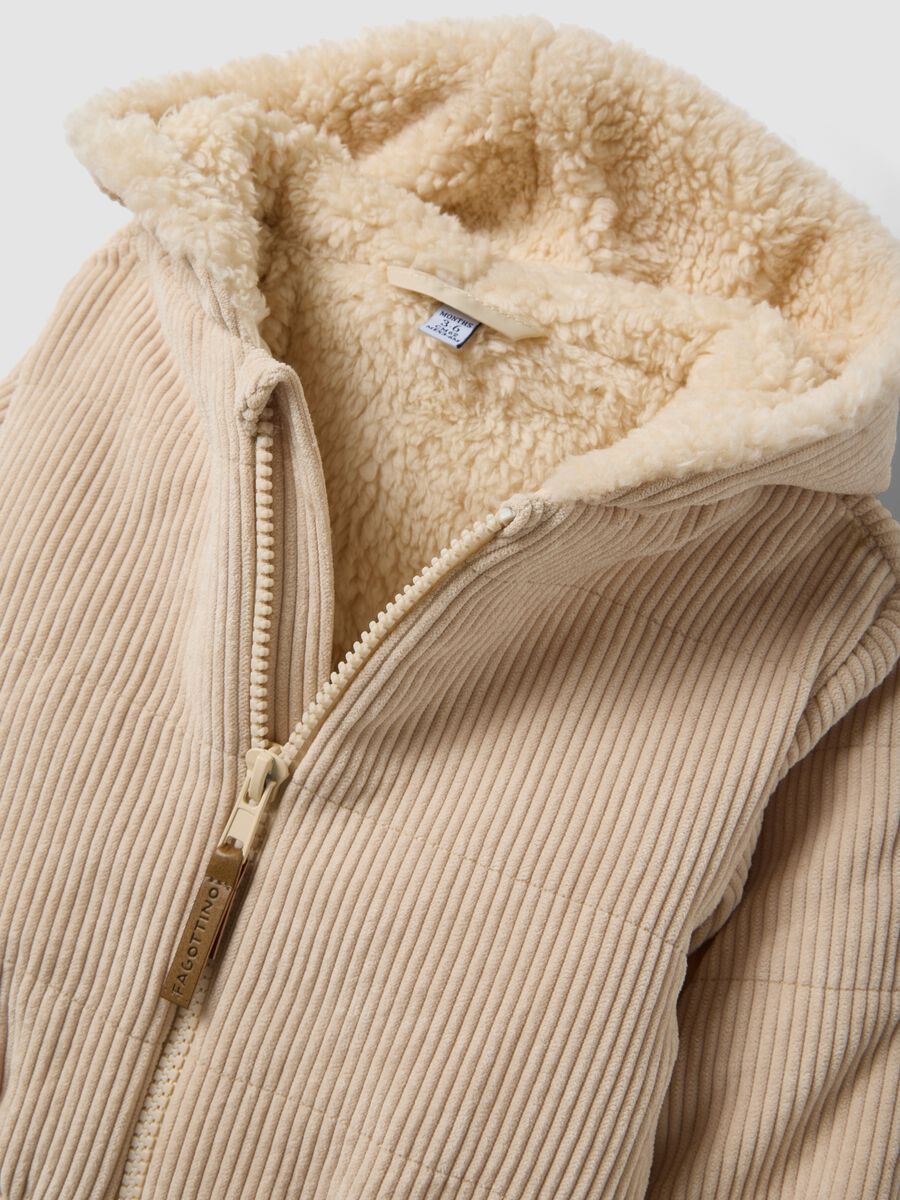 Beige padded hooded jacket with zip_2