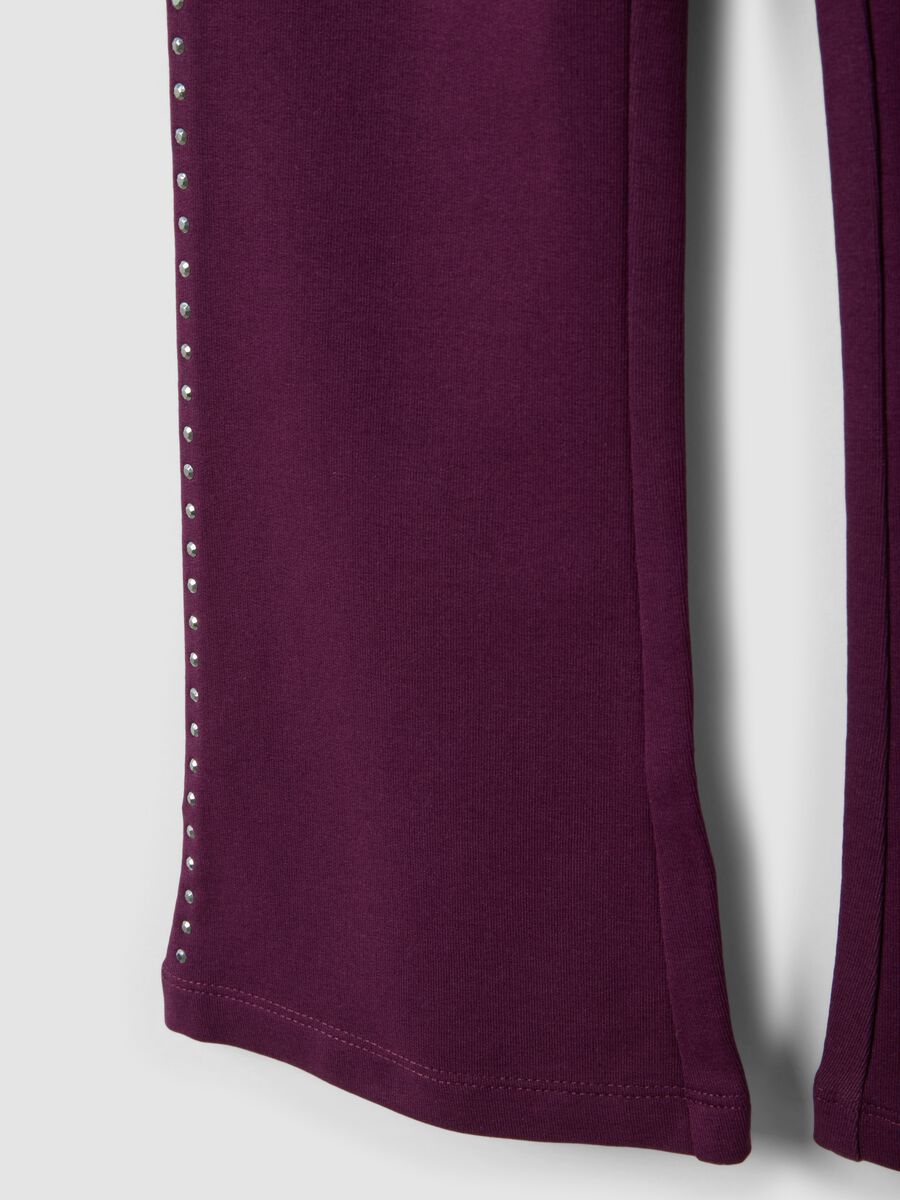 Leggings viola flare in cotone elasticizzato con borchie_3