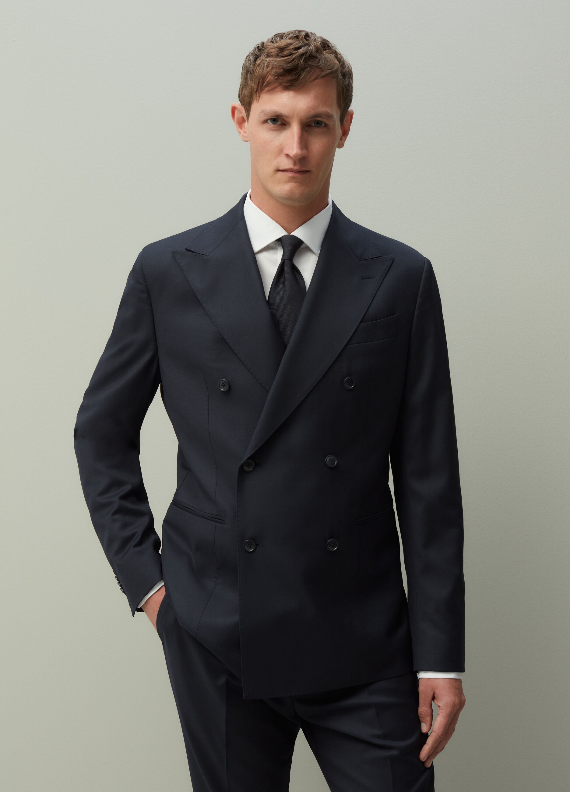 Double-breasted formal blazer in navy blue