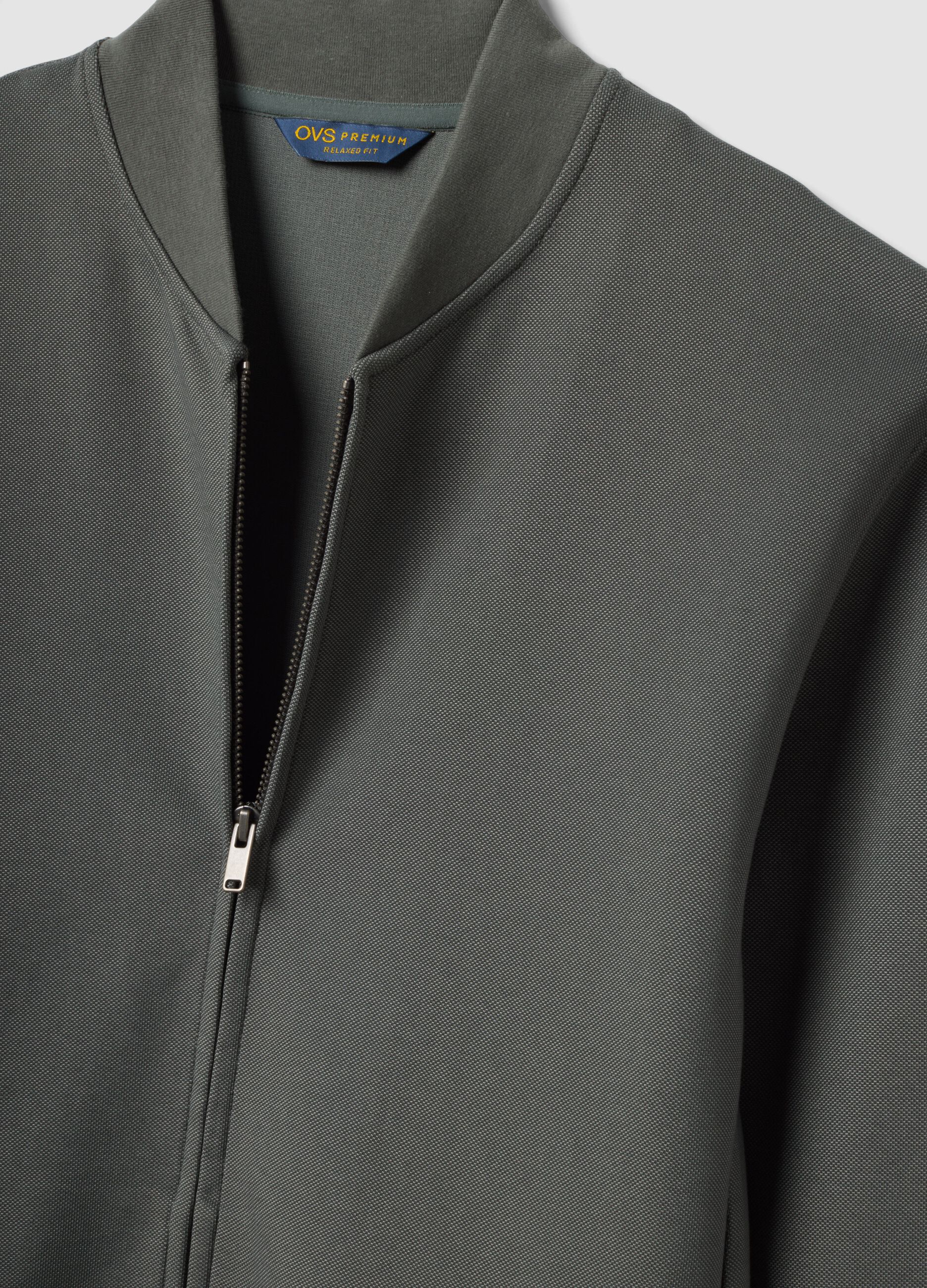 Graues Full-Zip-Sweatshirt aus Stretch-Piqu&eacute; mit Rippkragen