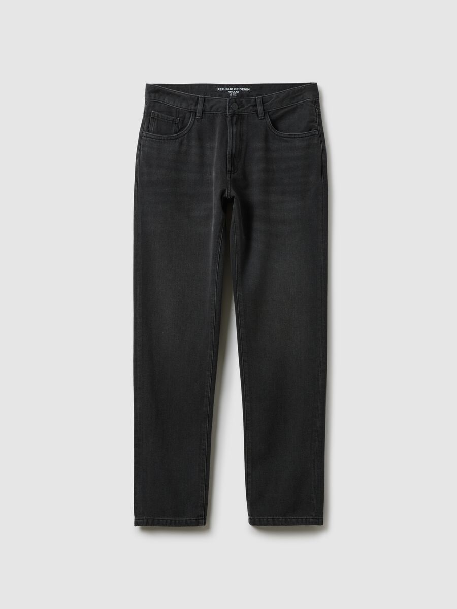 Black cotton blend regular fit jeans_4