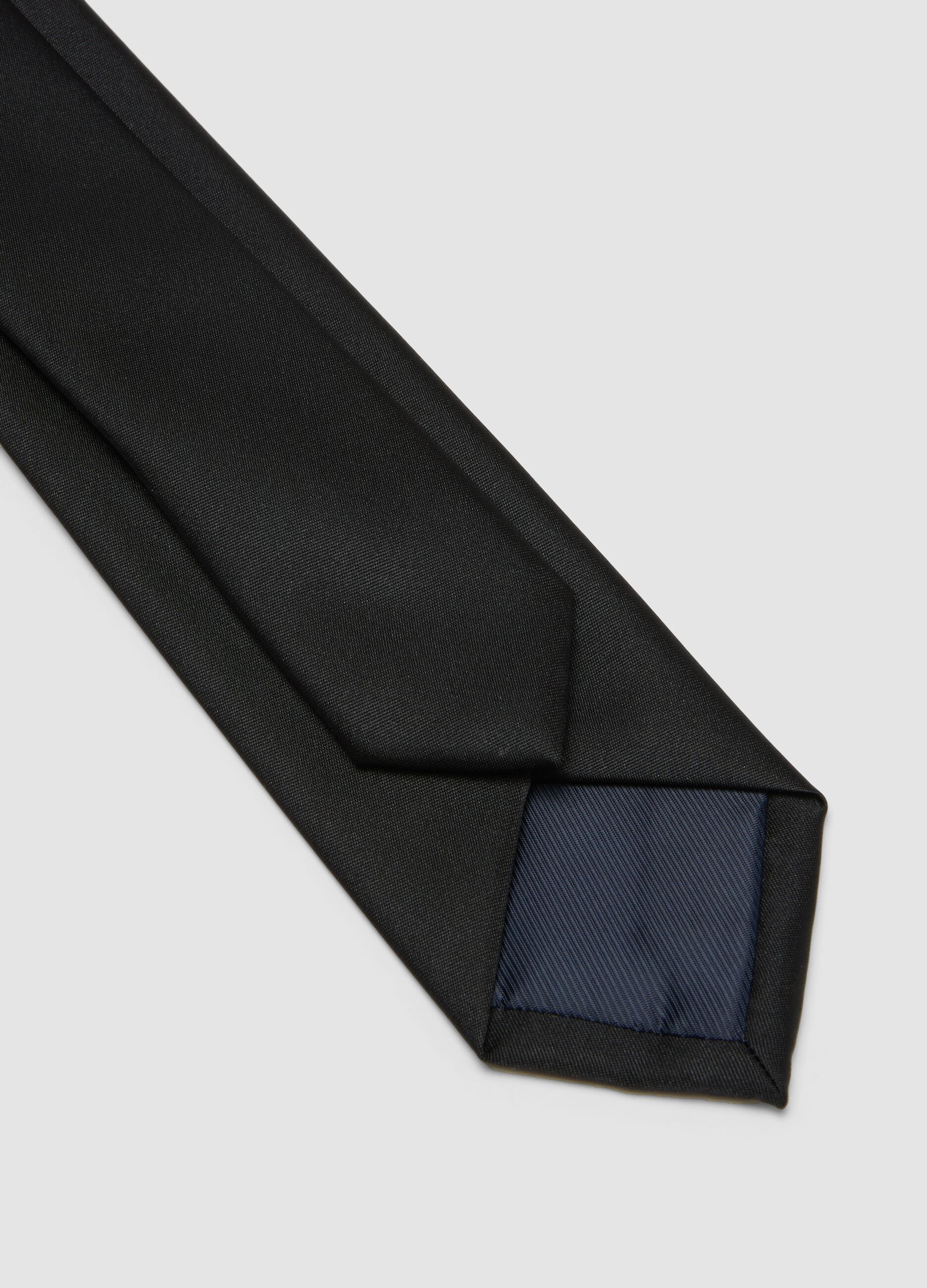 Classic black tie with 6 cm blade