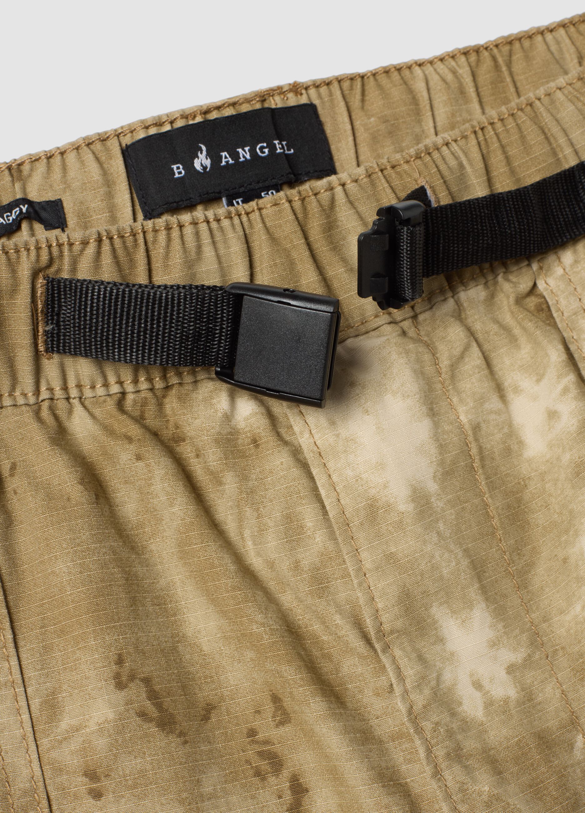Bermudas bege baggy em algod&atilde;o puro