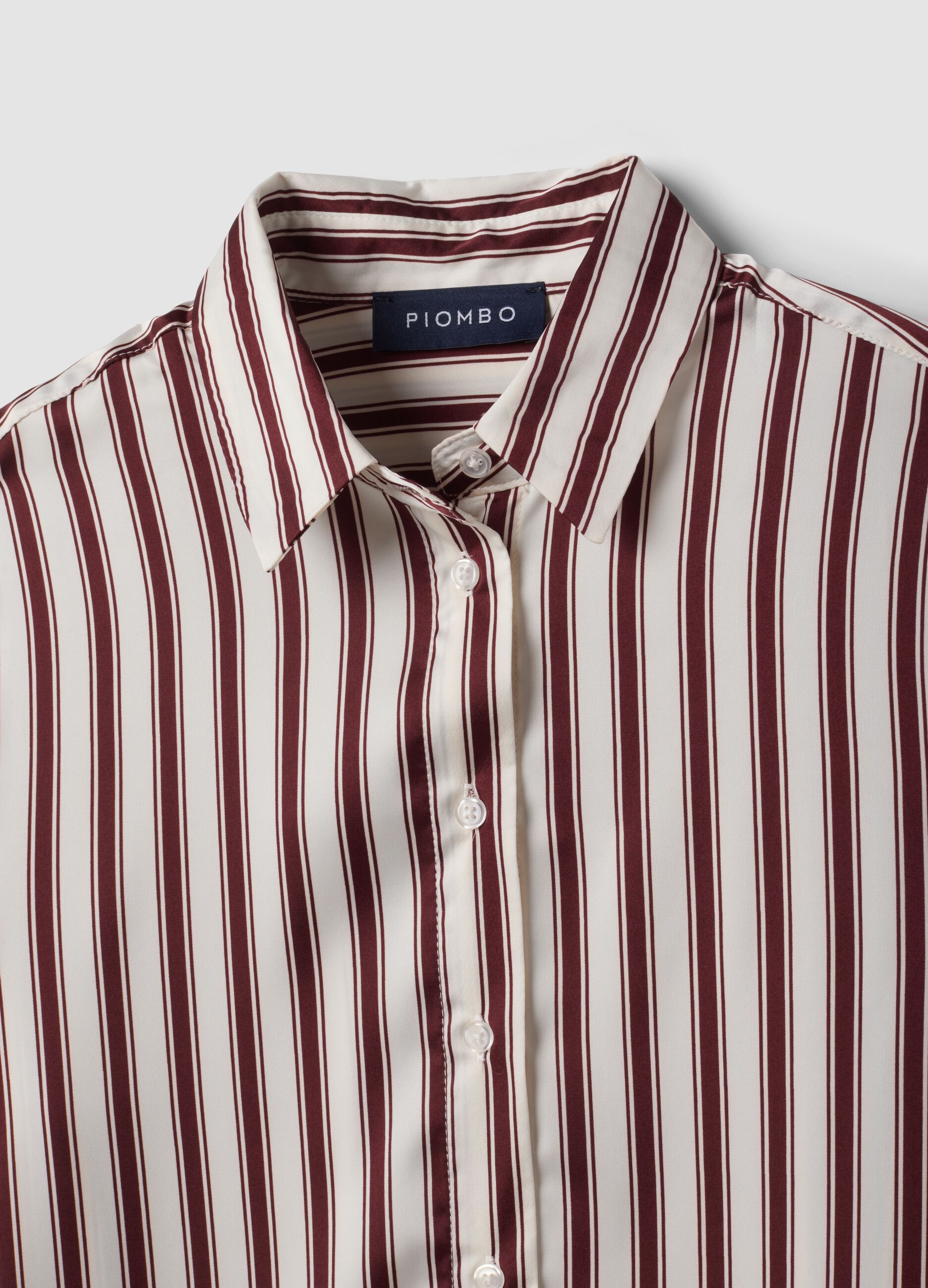 Camicia bianca in tessuto elasticizzato a righe regular fit