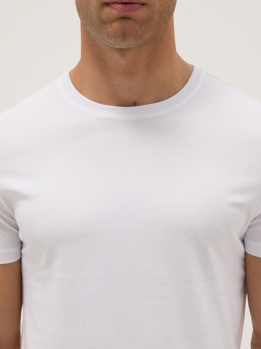 White regular fit crew neck T-shirt in pure cotton_1