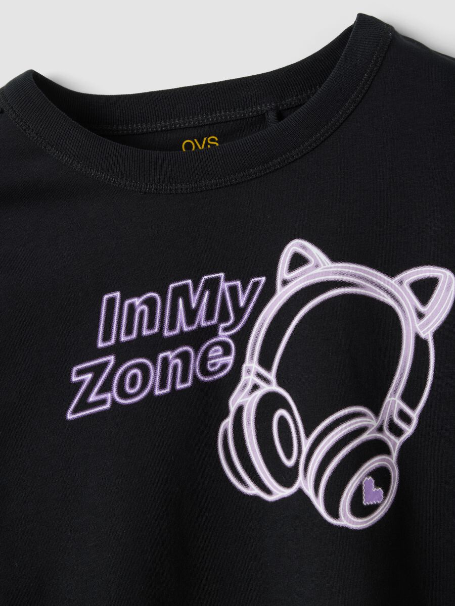 Girls&rsquo; black organic cotton crop T-shirt with ribbed neck_1