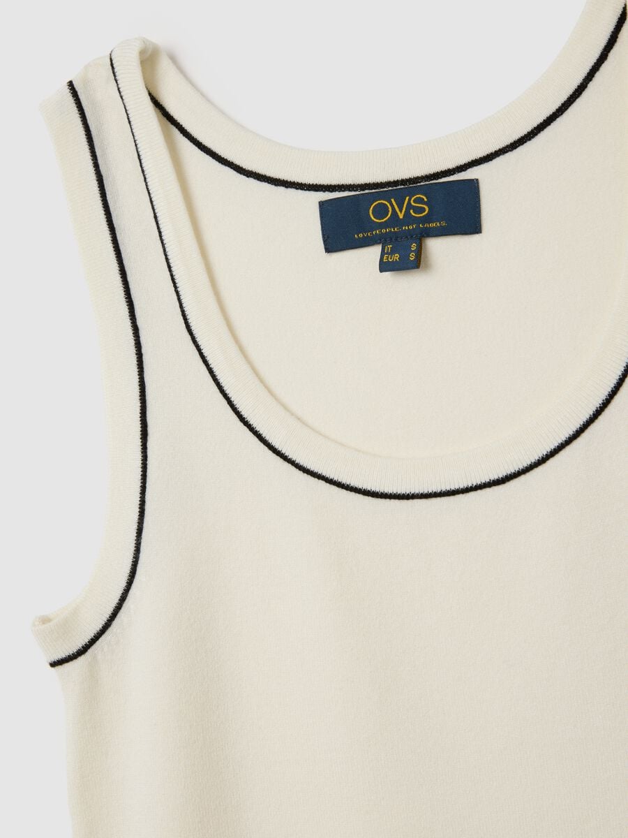 Women's white viscose blend top, regular fit_5