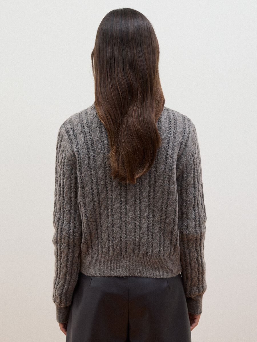 Grey cable-knit wool-blend cardigan_3