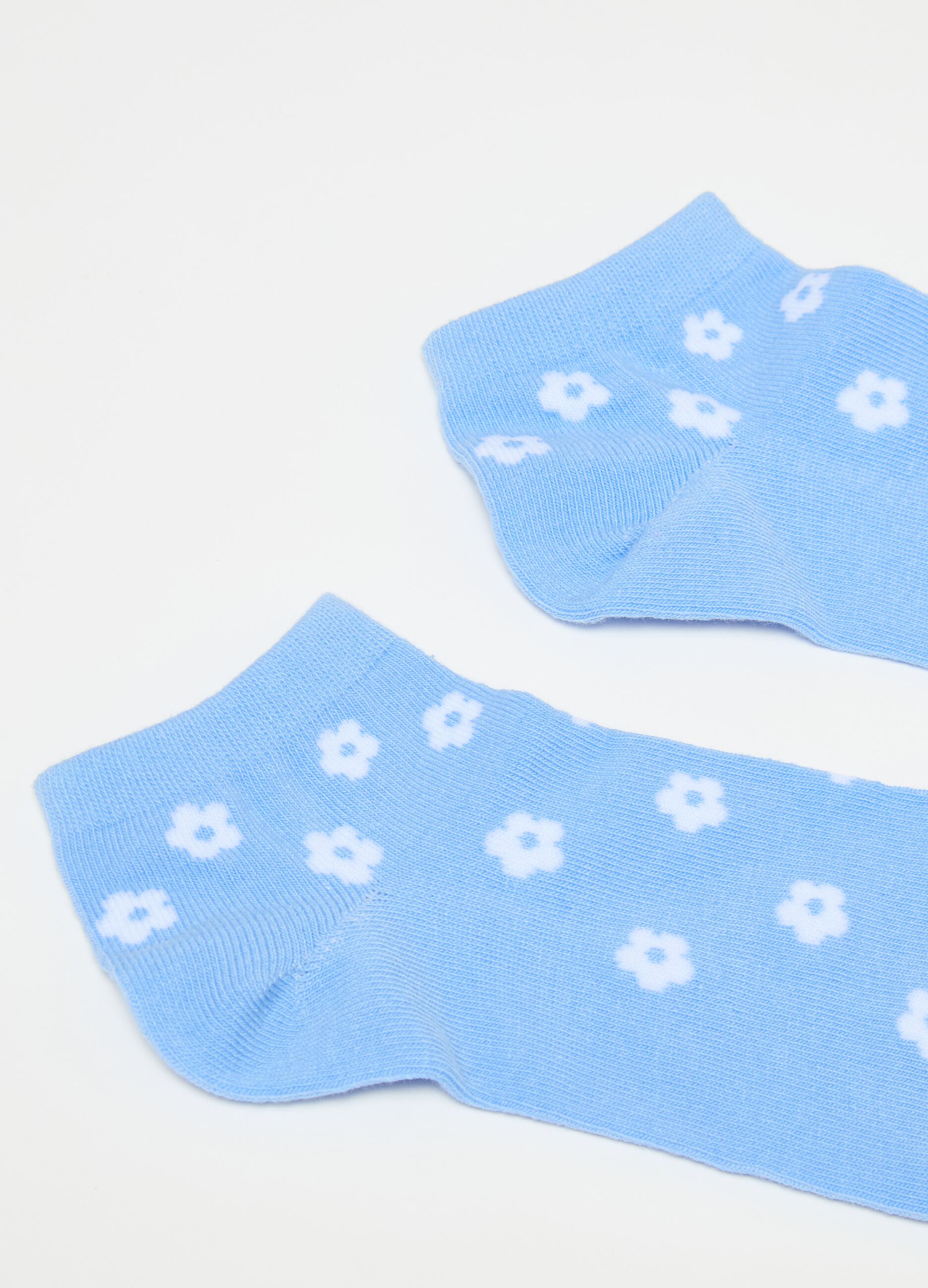 Multipack siete calcetines invisibles con florecitas