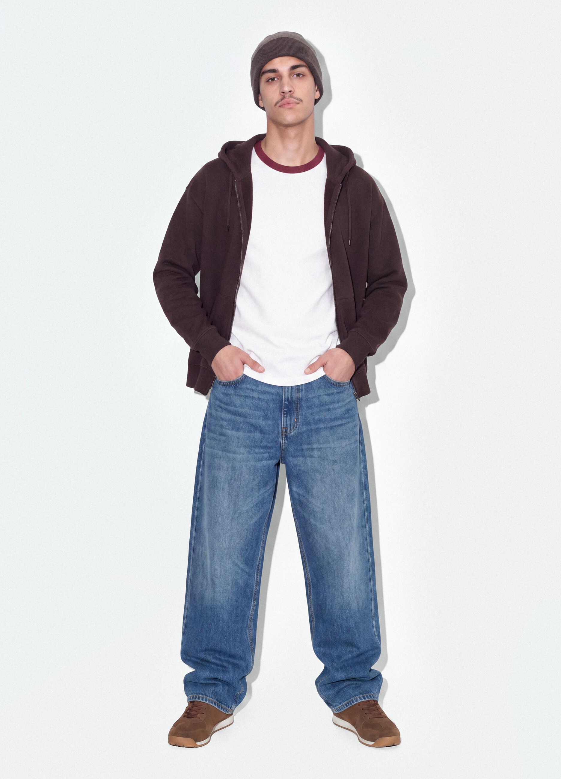 Blaue Denim-Jeans aus reiner Baumwolle im Loose Fit