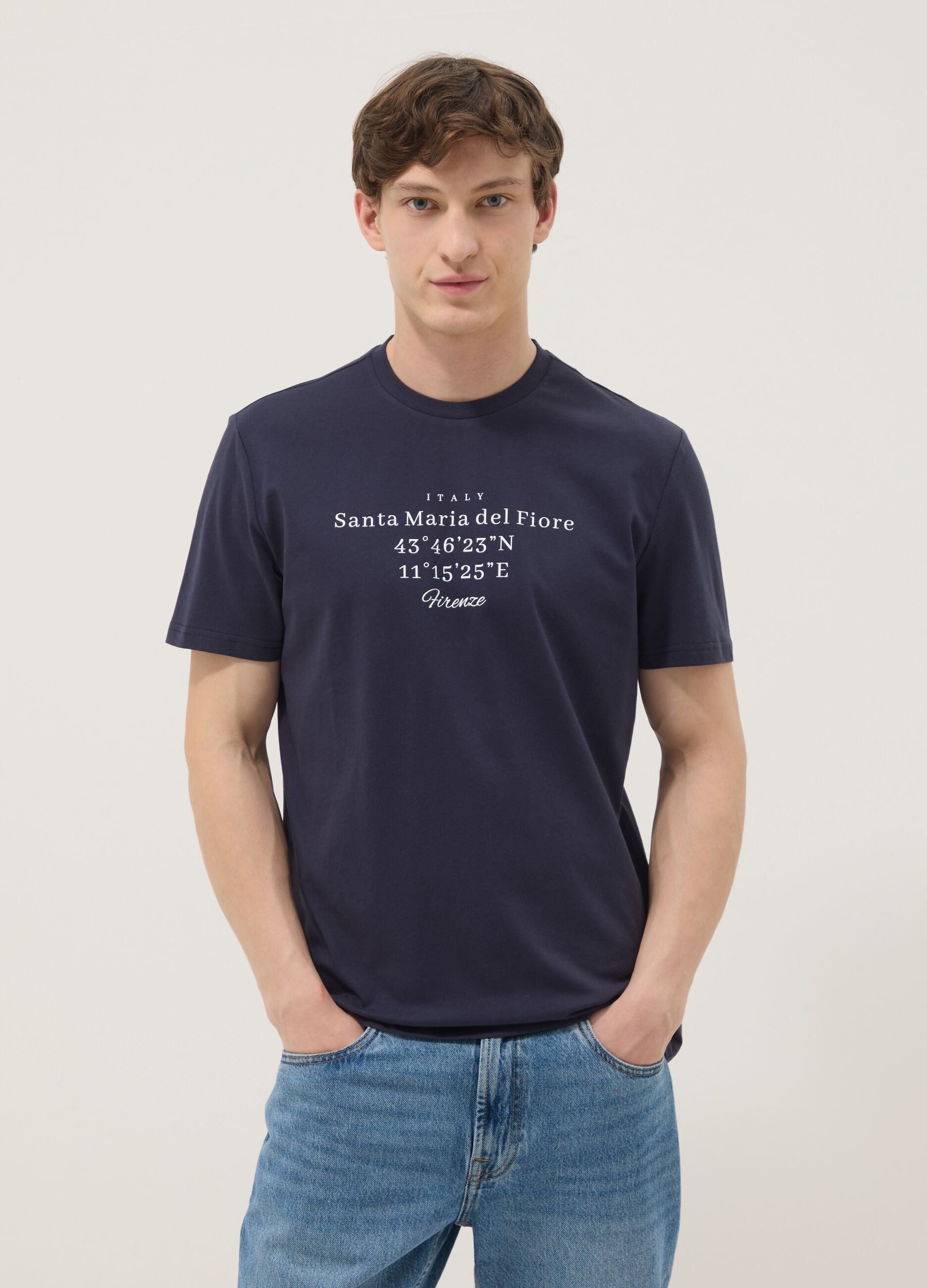 Blaues T-Shirt aus reiner Baumwolle mit kurzen &Auml;rmeln, Regular Fit