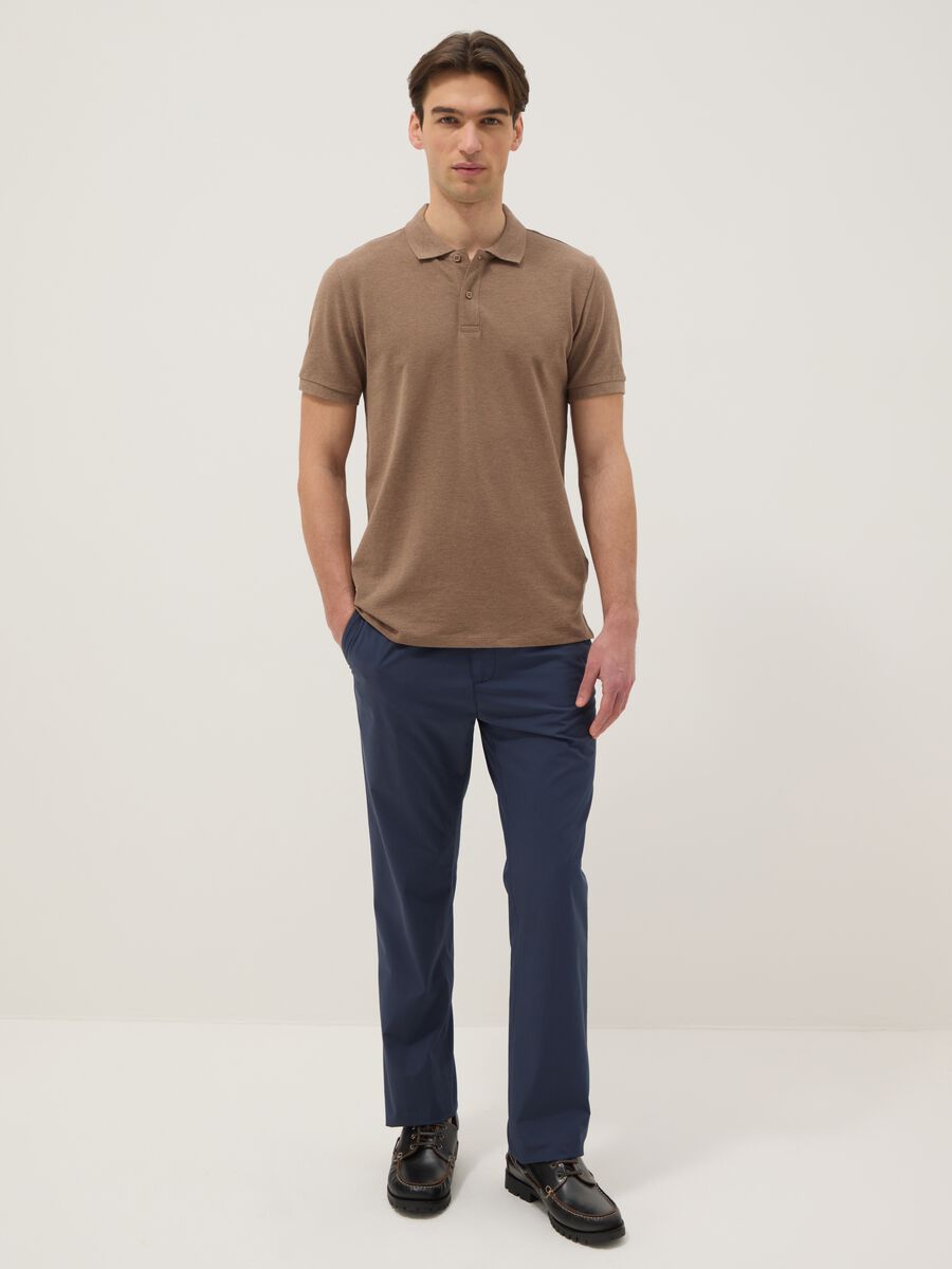 Braunes Poloshirt aus reiner Baumwolle mit kurzen &Auml;rmeln, Regular Fit_2