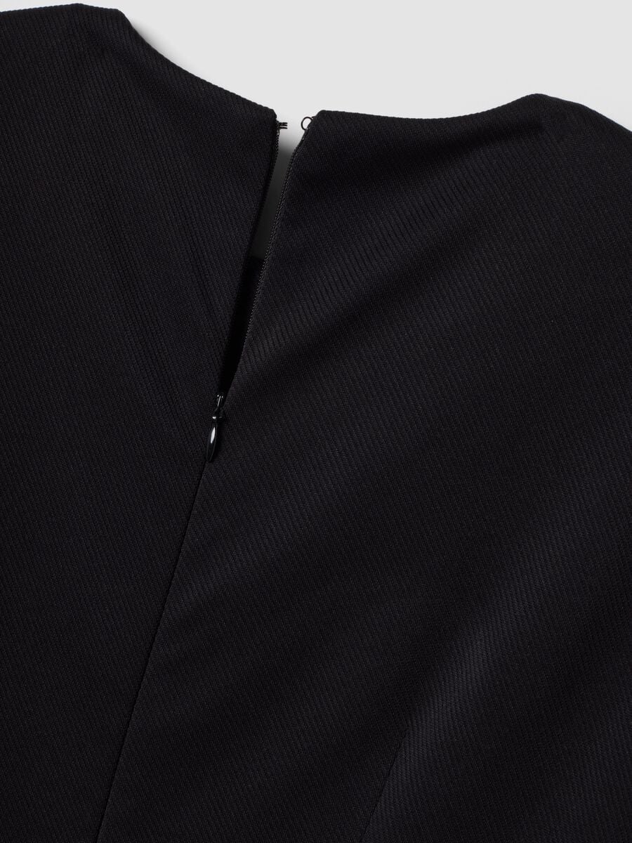 Schwarzes Midikleid aus Stretchstoff, Slim Fit_6
