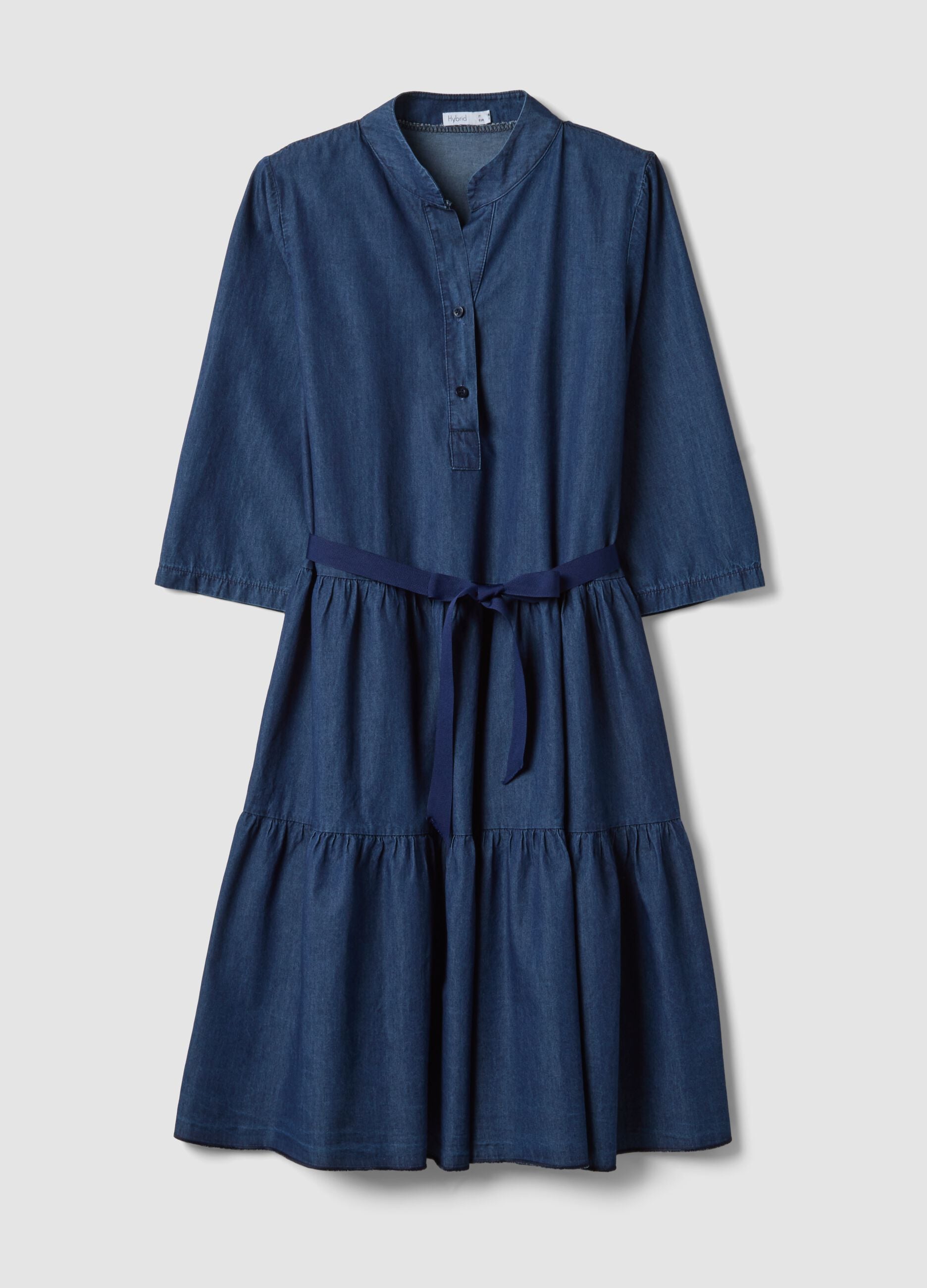 Vestido chemisier azul em algod&atilde;o el&aacute;stico com cinto, corte regular